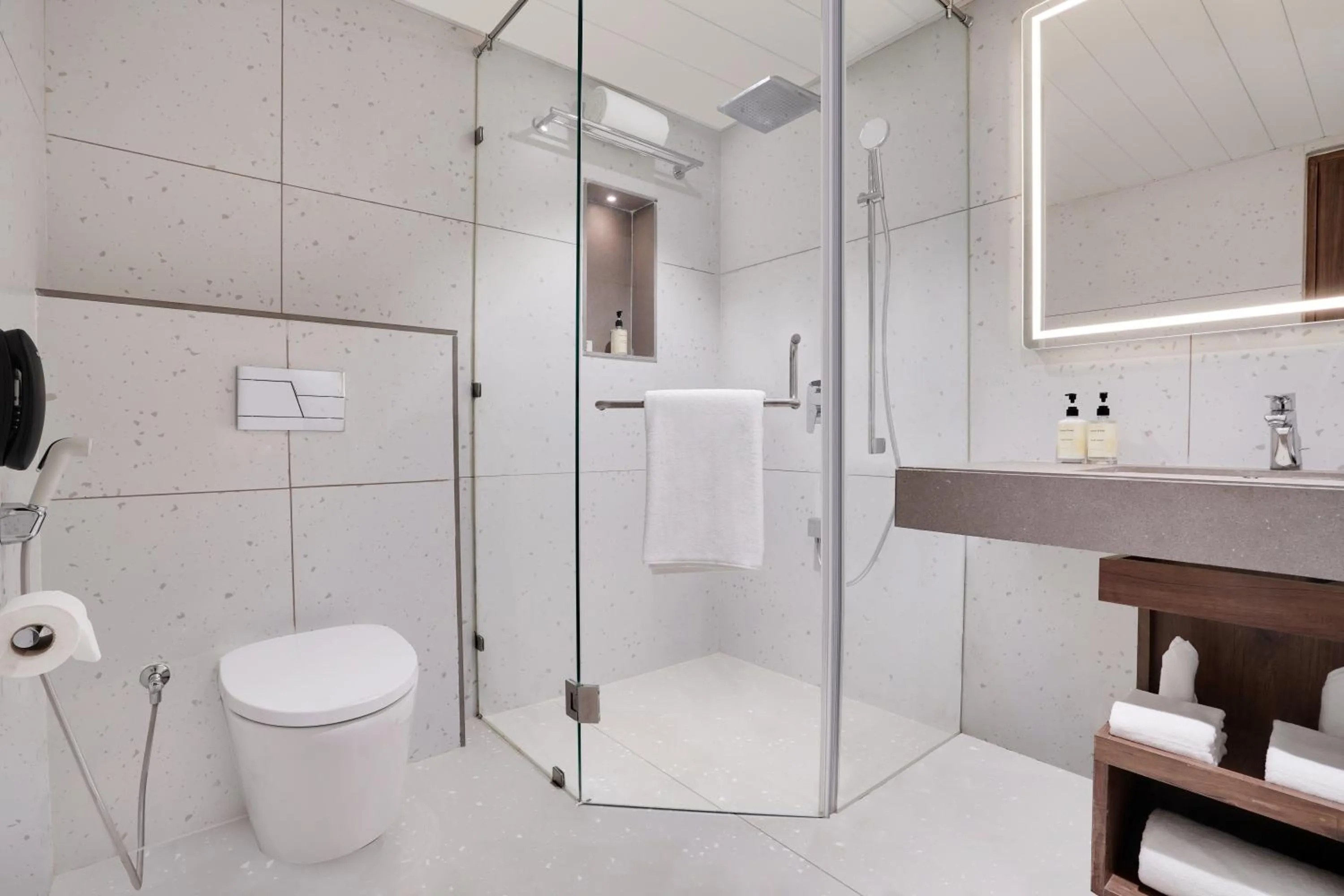 Bathroom in Lemon Tree Hotel, Rajkot