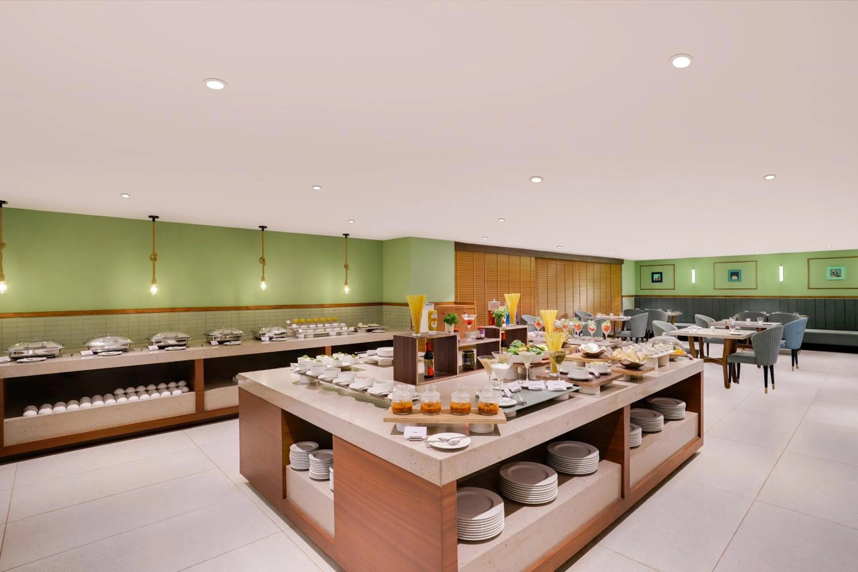 Restaurant/places to eat in Lemon Tree Hotel, Rajkot