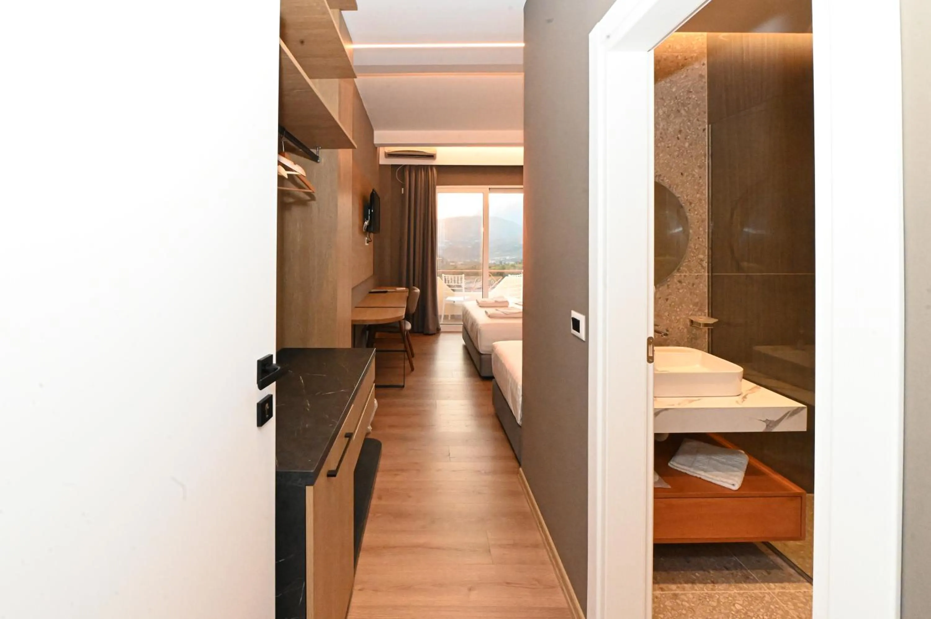 towels, Bed in Hotel Panorama