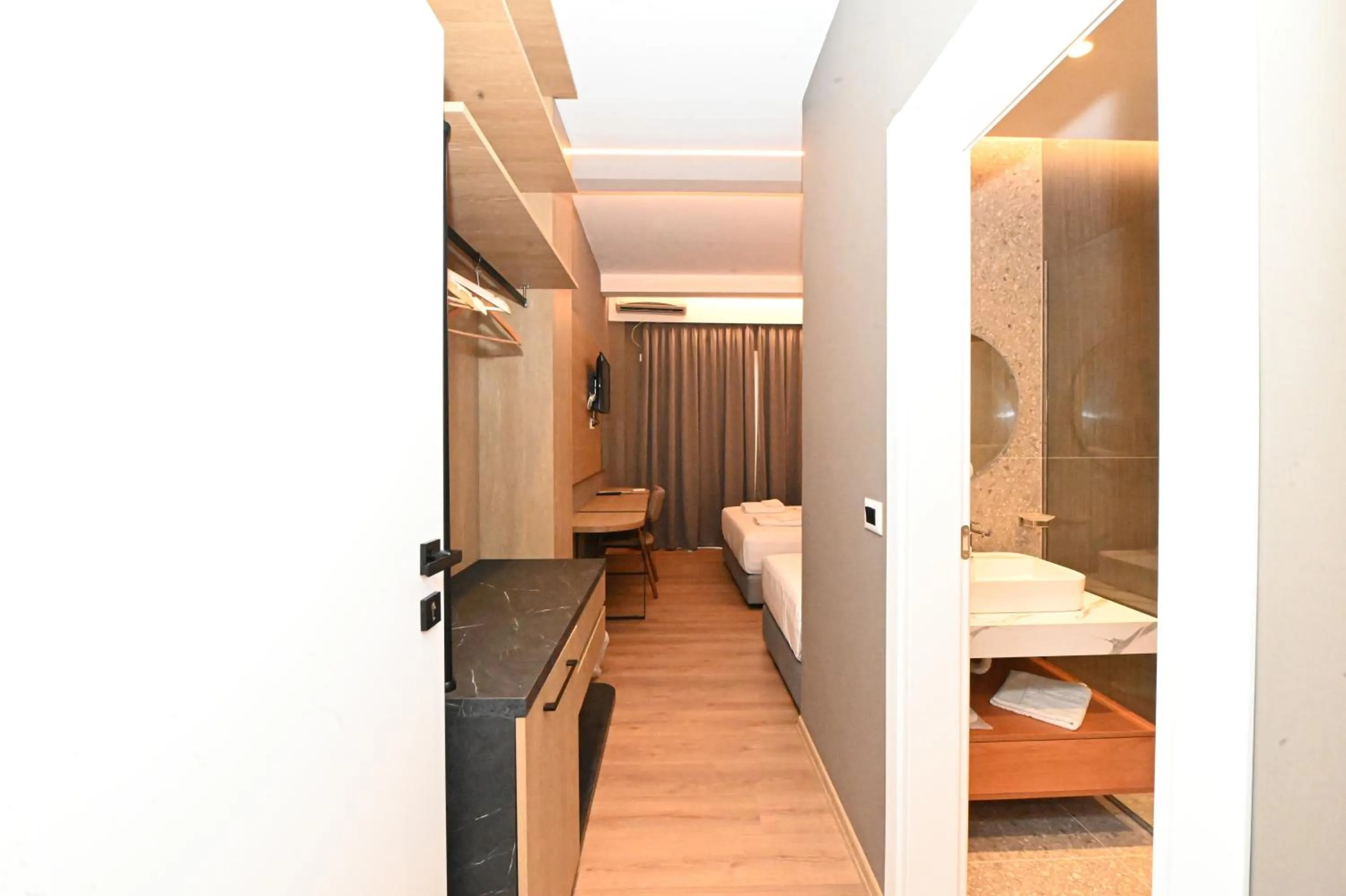 Photo of the whole room in Hotel Panorama