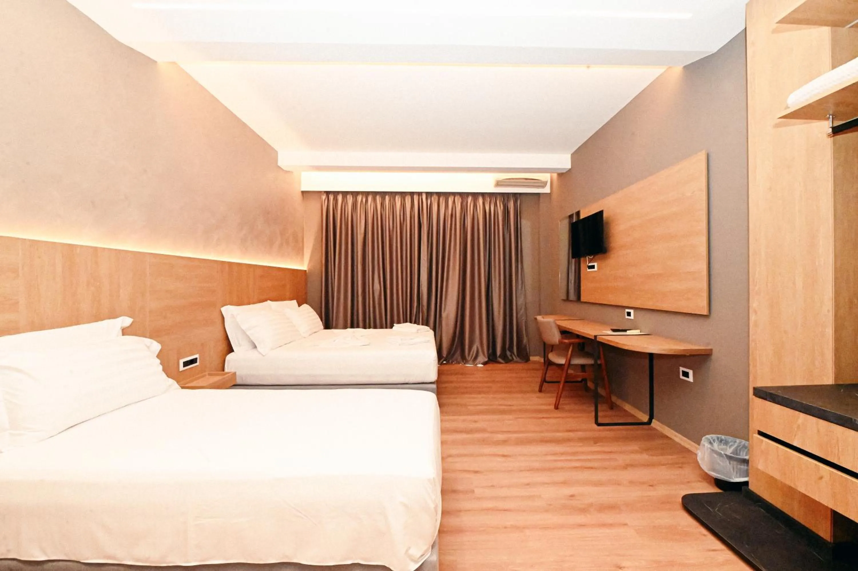 Photo of the whole room, Bed in Hotel Panorama