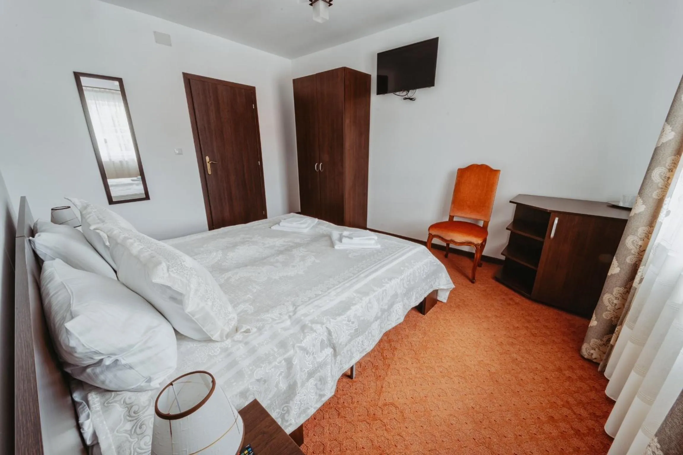 Bed in Complex Turistic Constantin Bucovina