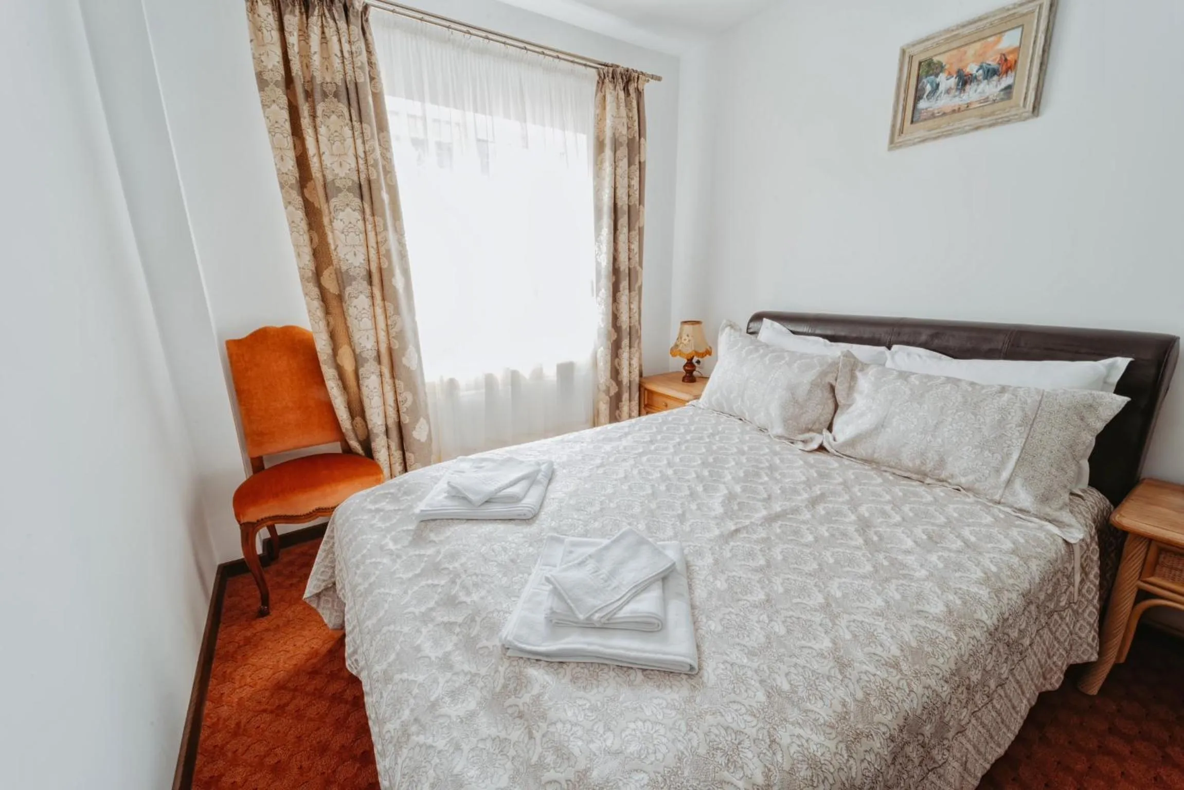 Bed in Complex Turistic Constantin Bucovina