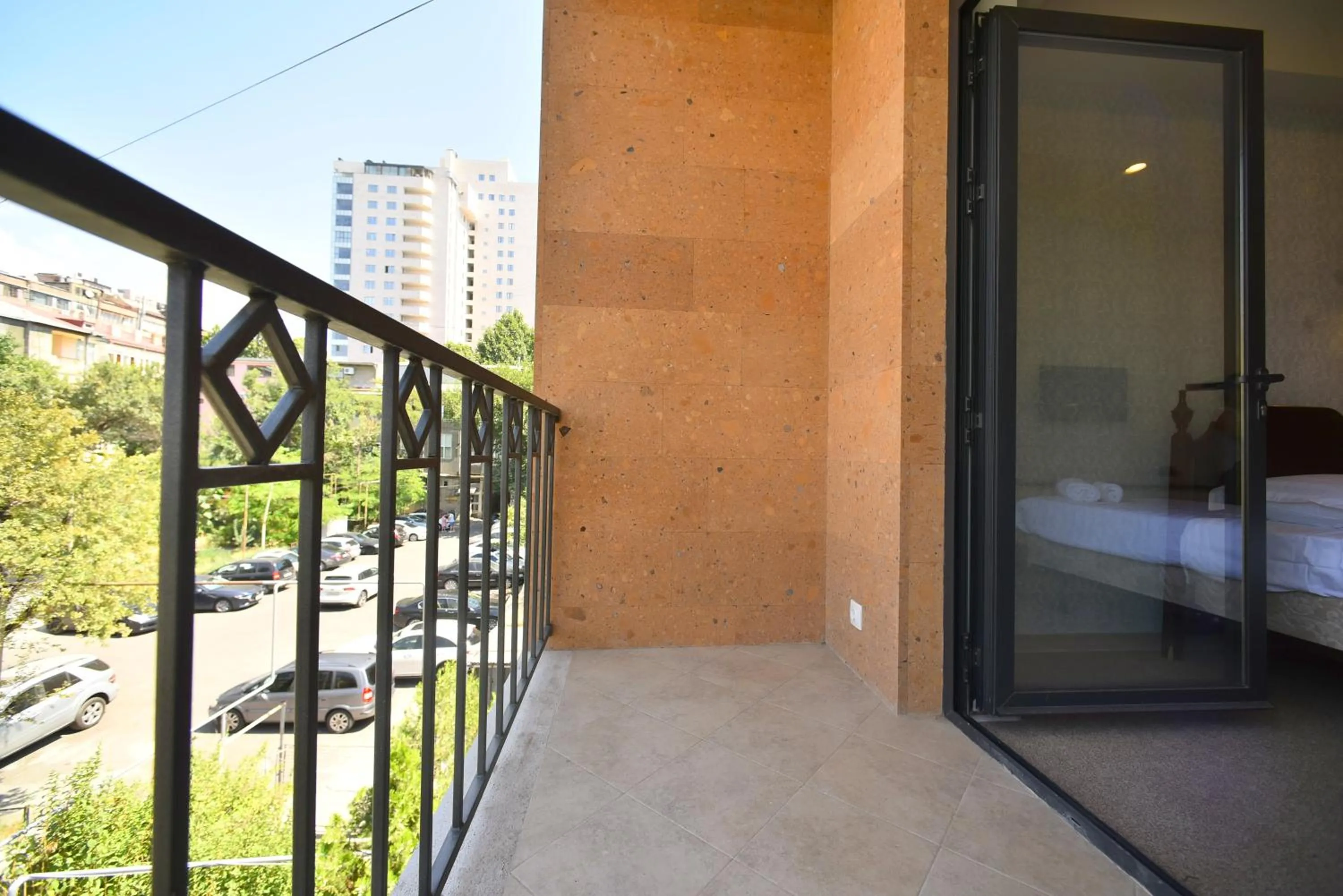 Day in Hotel Avenue 30