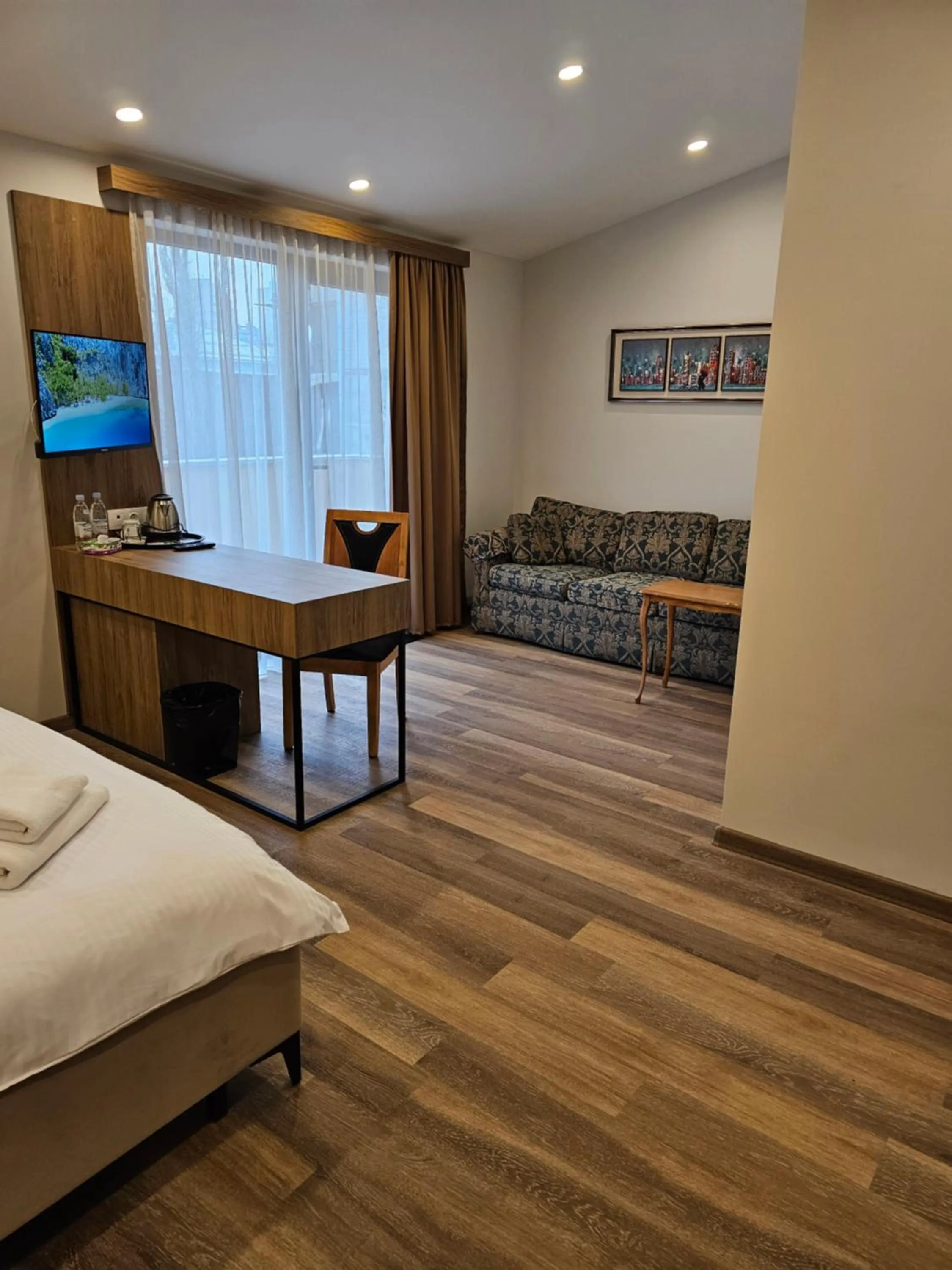 Bed in Hotel Avenue 30