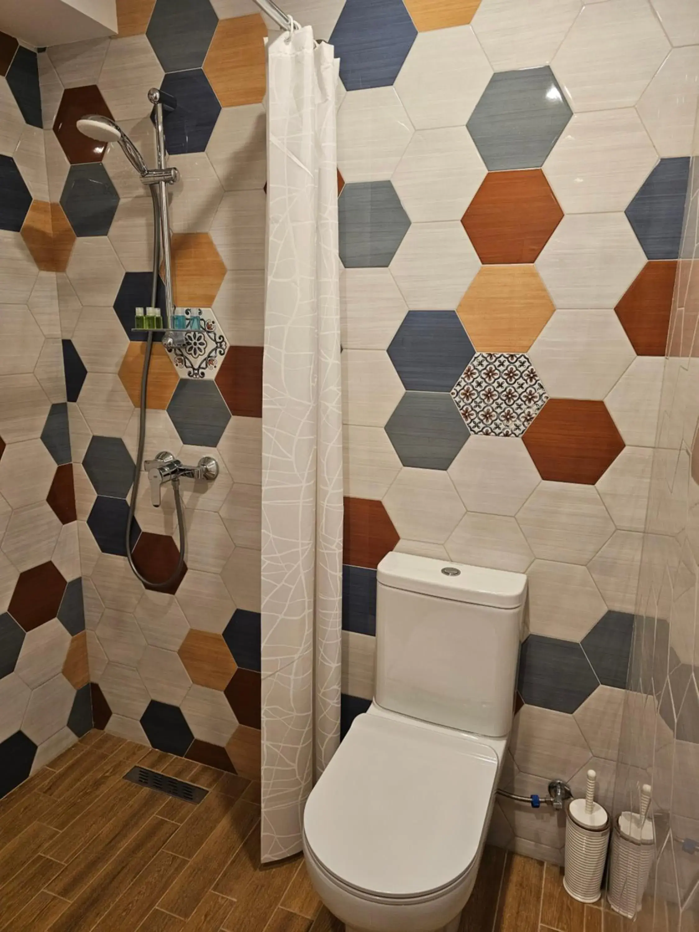 Twin Room with Balcony - single occupancy in Hotel Avenue 30 Twin Room with Balcony - single occupancy in Hotel Avenue 30