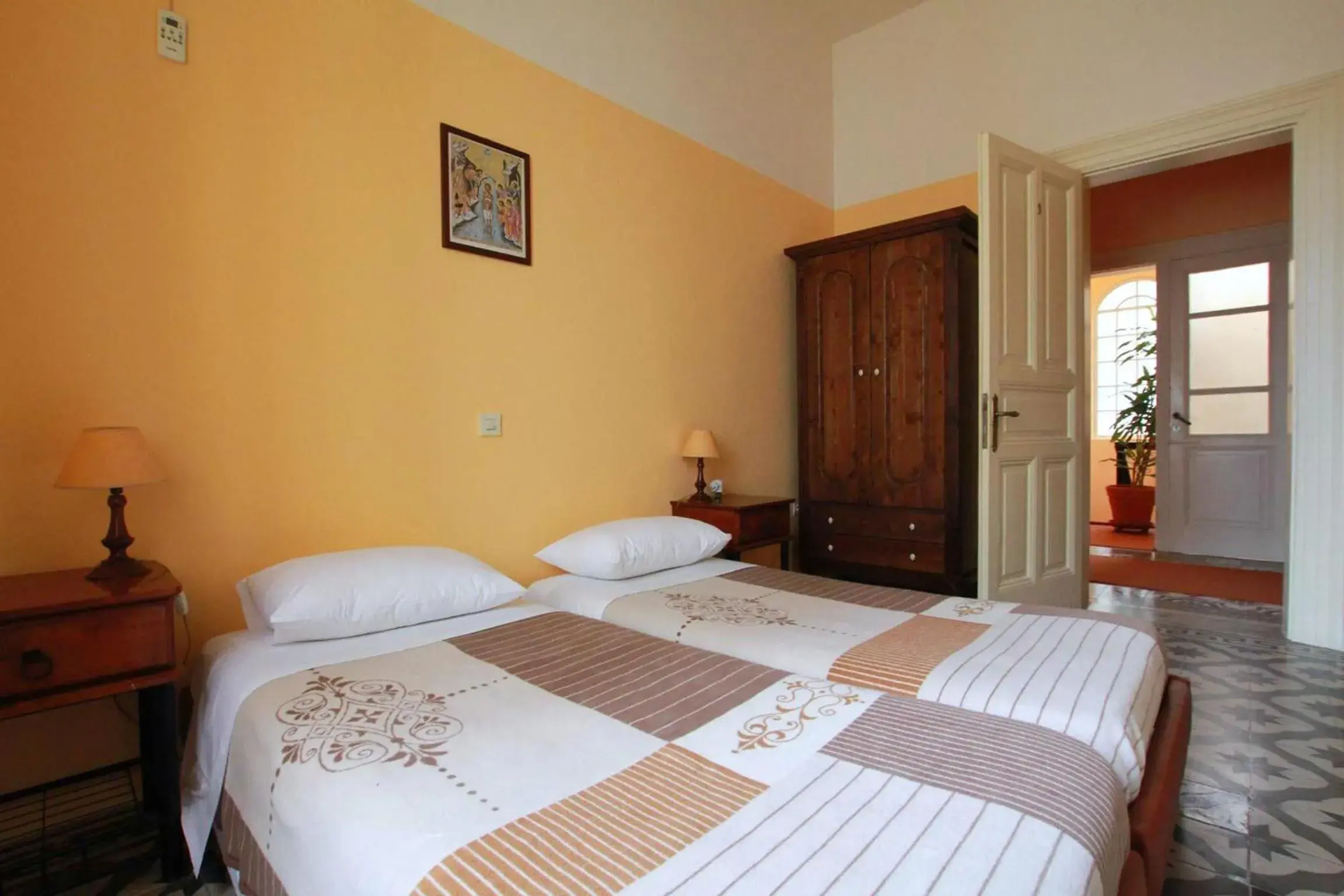 Twin Room - single occupancy in Hotel Anastasia Twin Room - single occupancy in Hotel Anastasia