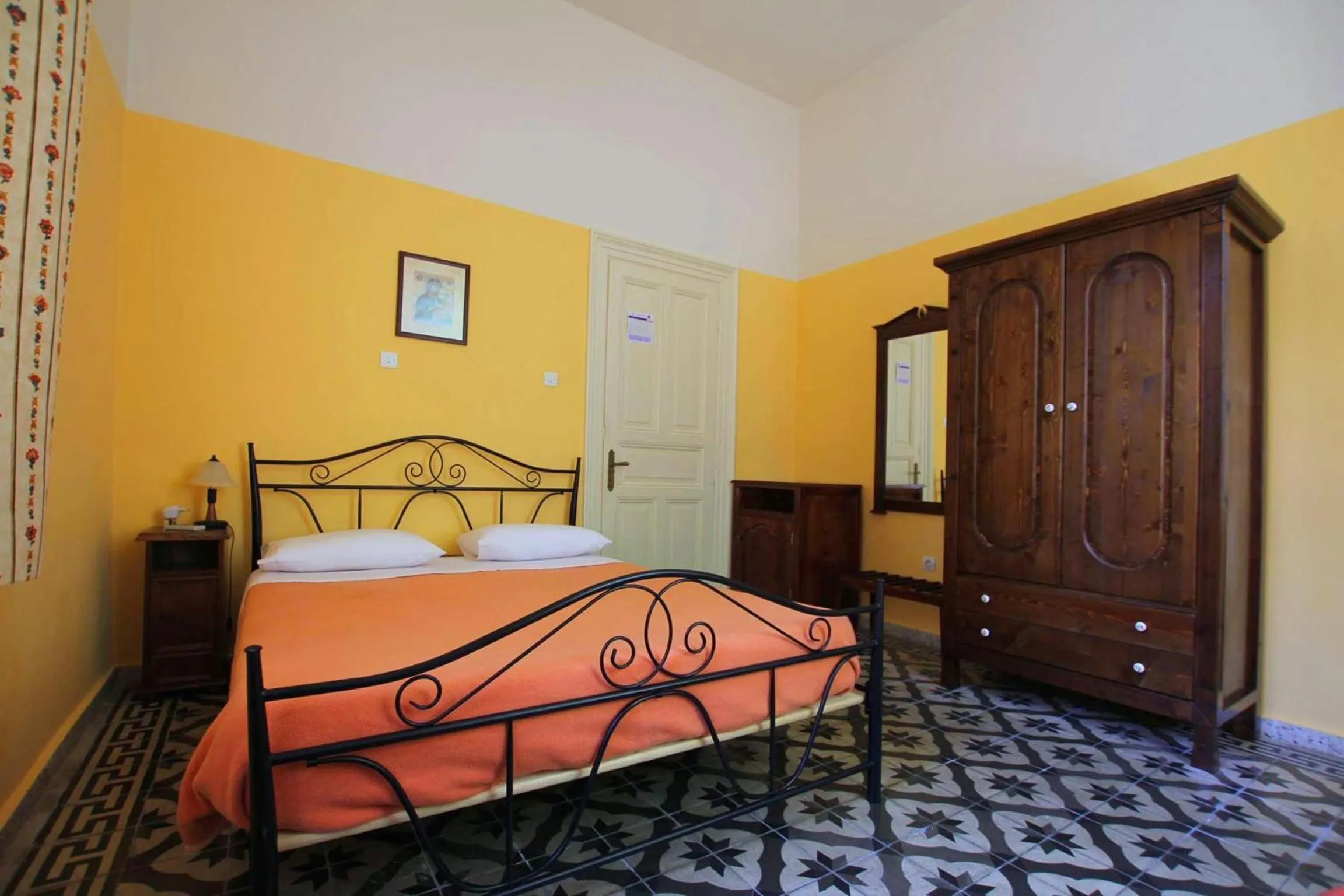 Bed in Hotel Anastasia