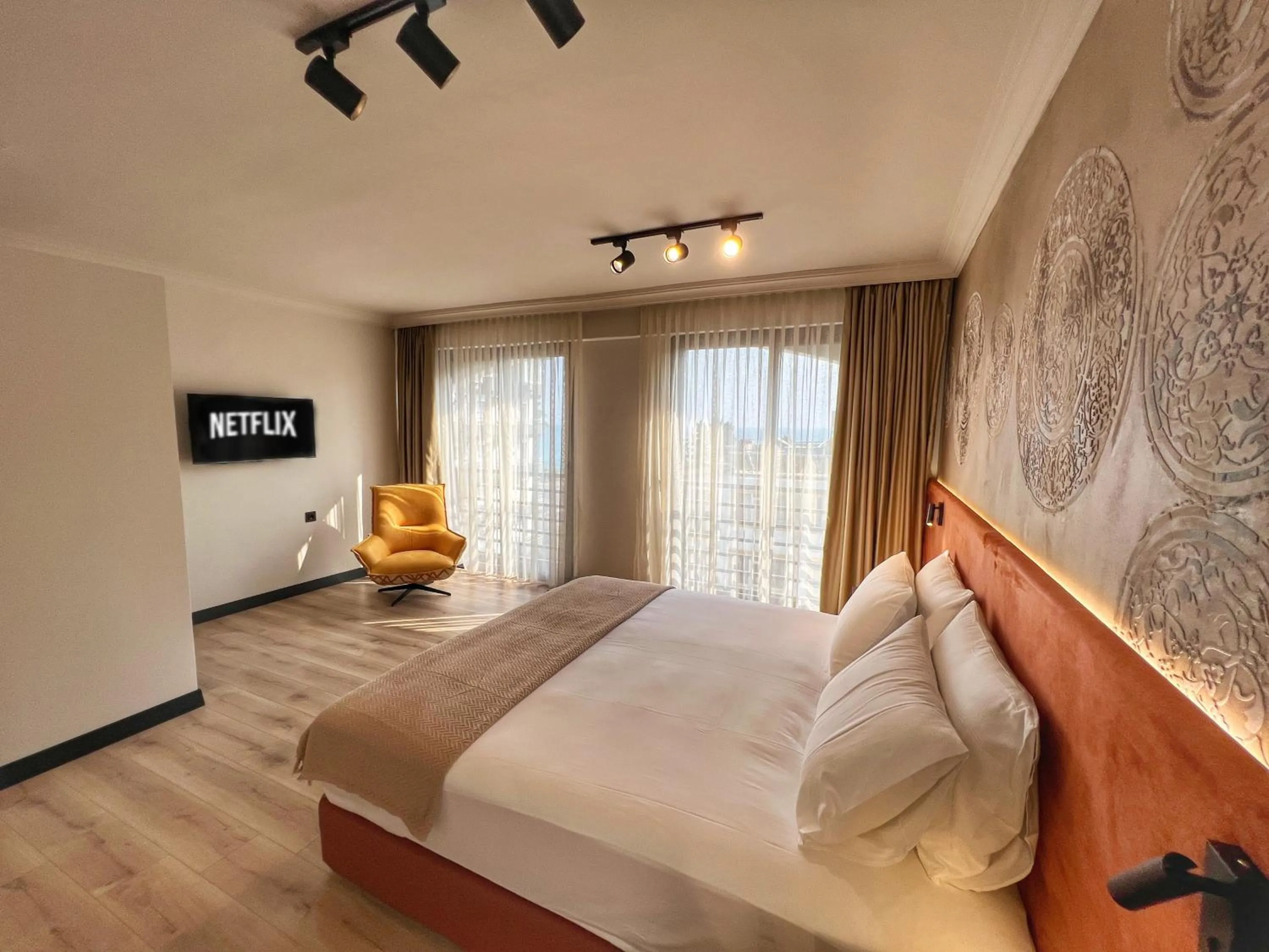 Photo of the whole room, Bed in Oji Hotel