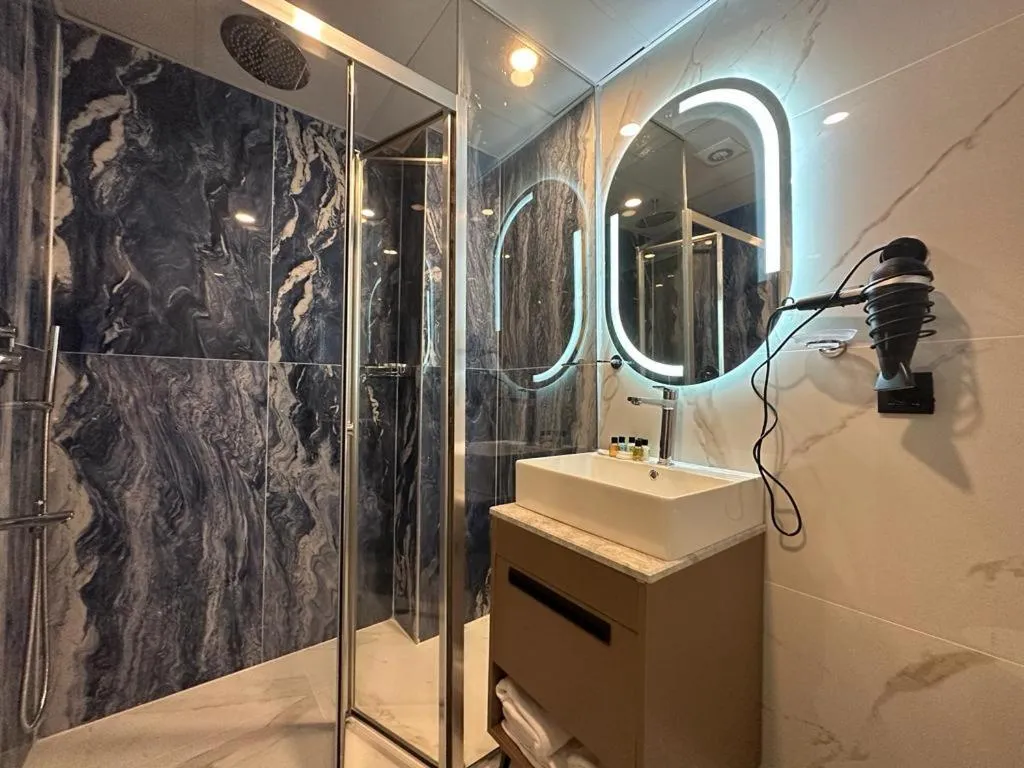 Bathroom in Istanblu Hotel Ataşehir