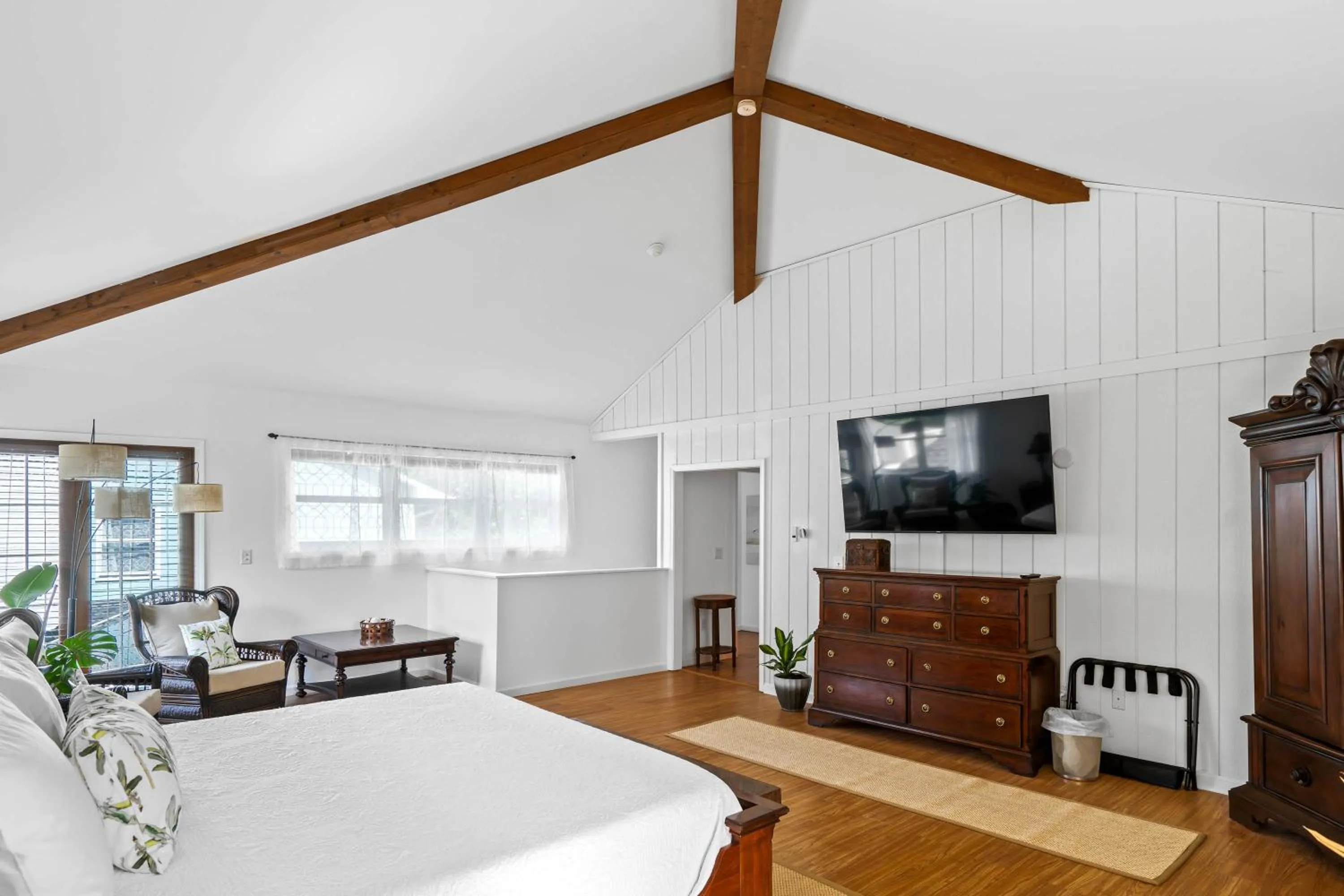 TV and multimedia in Mar Bella Boutique Hotel & Spa