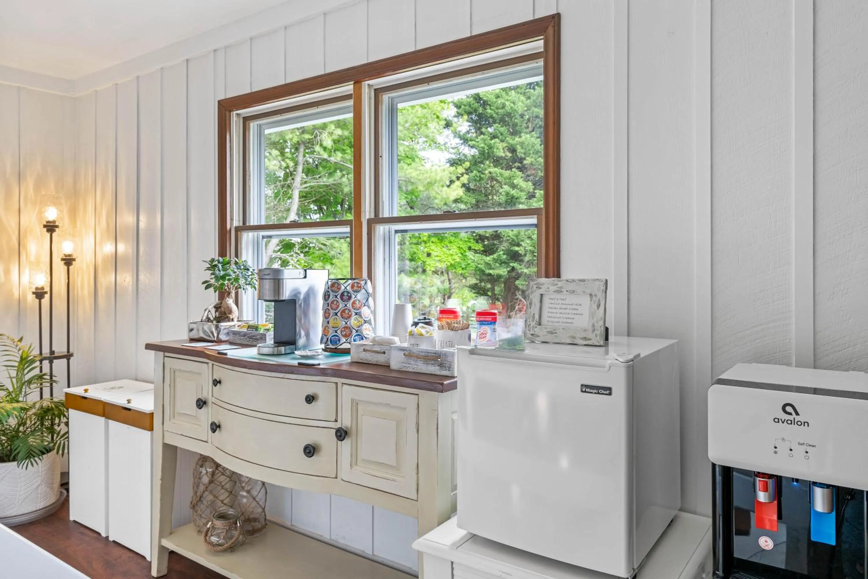 Kitchen or kitchenette in Mar Bella Boutique Hotel & Spa