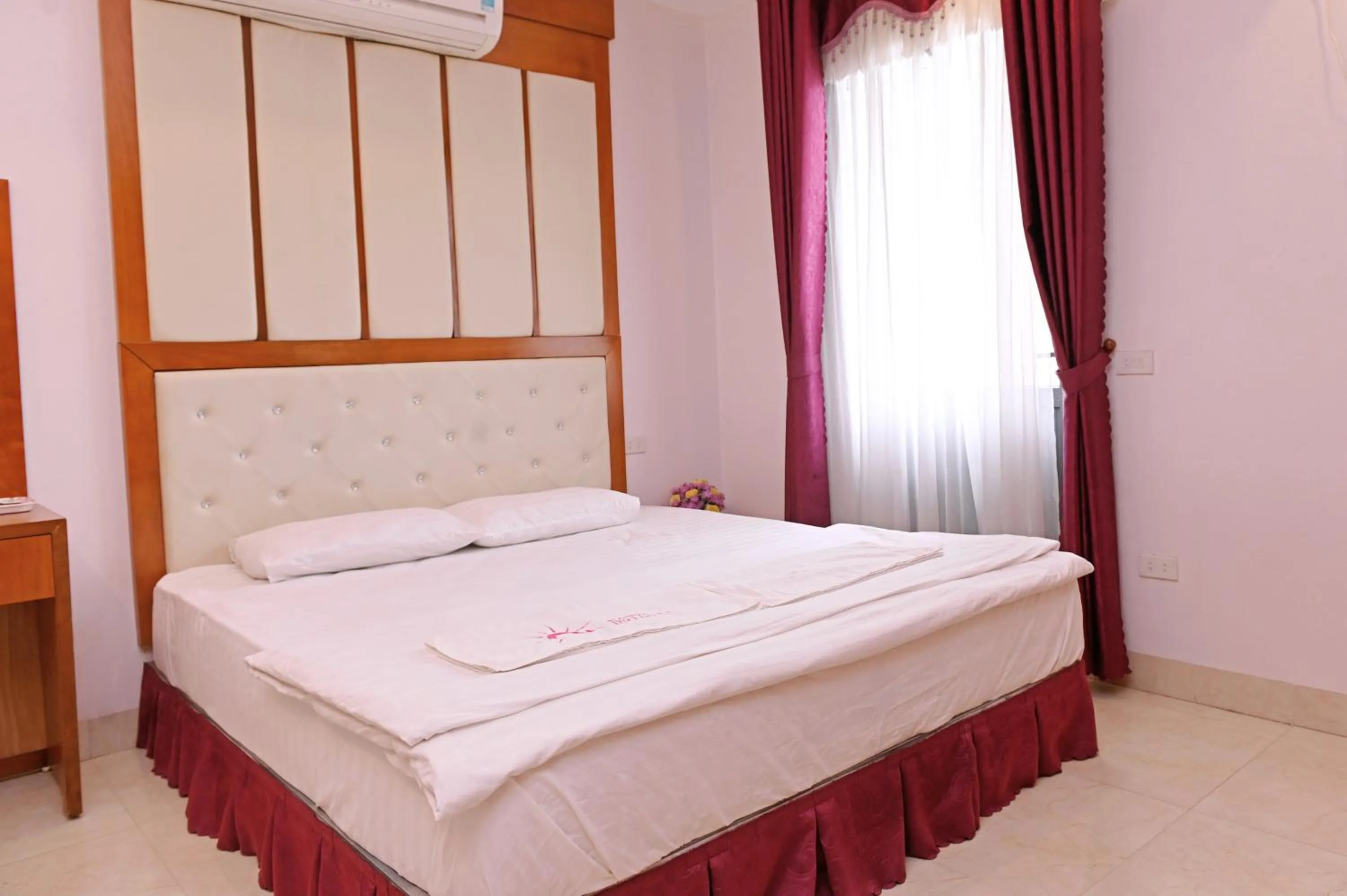 Bed in Khách sạn Hoàng Hà River Town