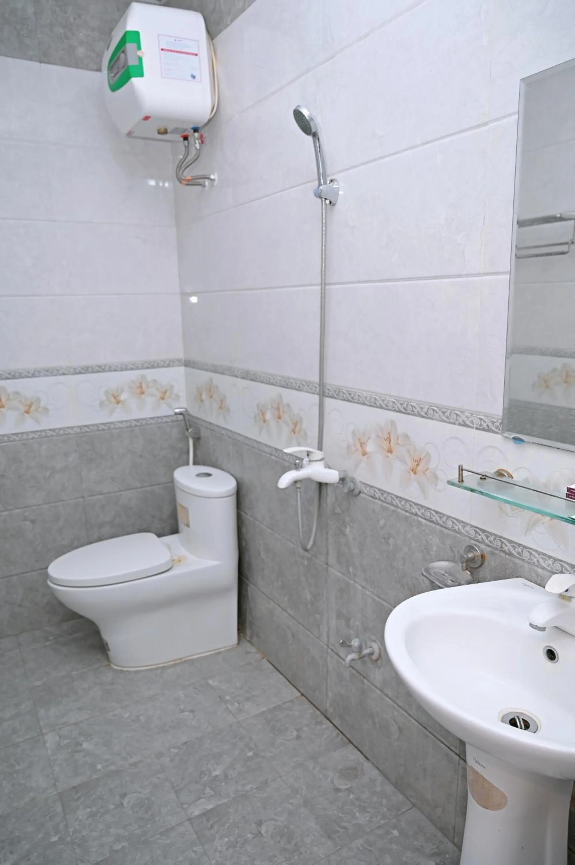 Khách sạn Hoàng Hà River Town