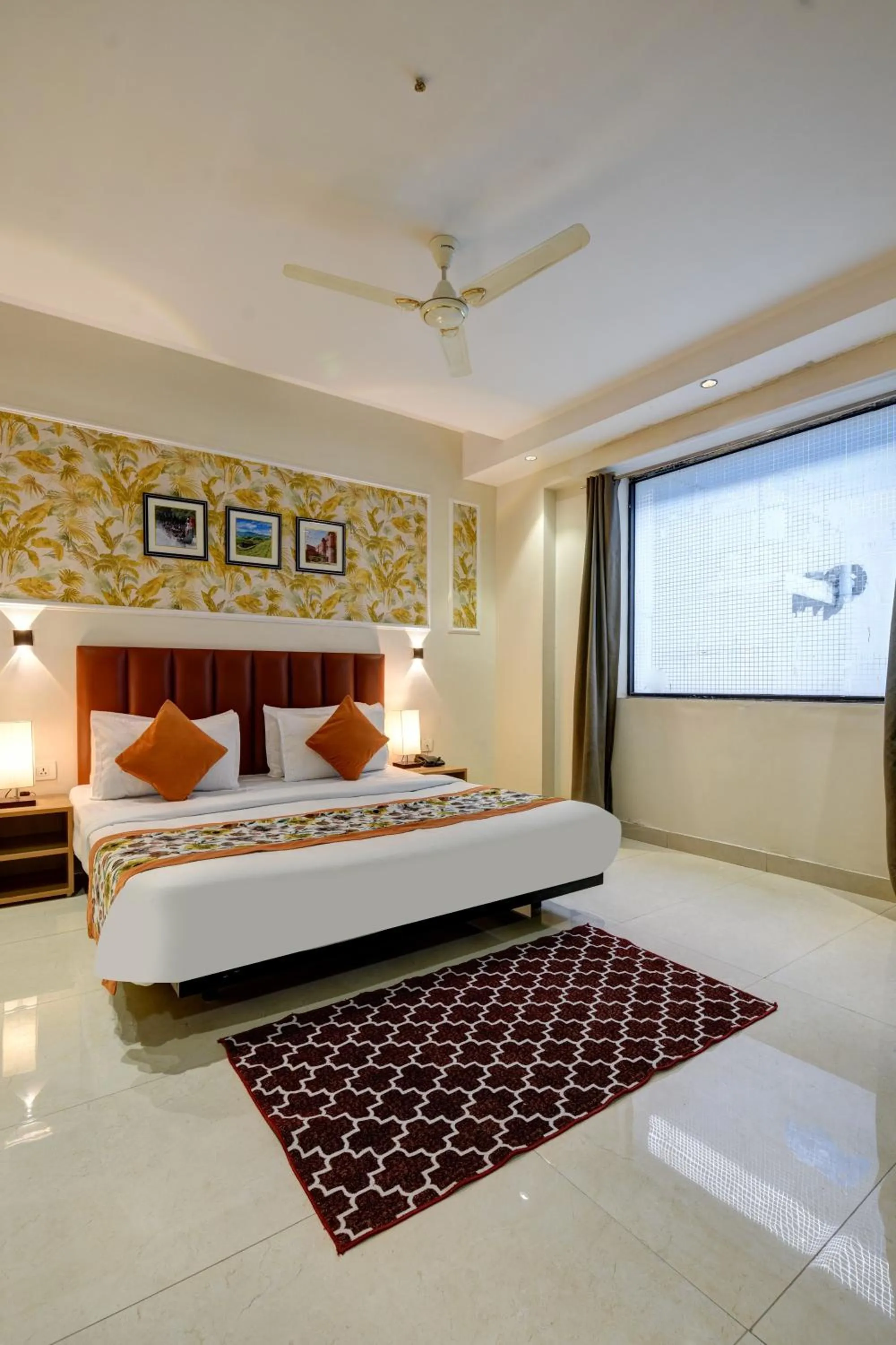 Bed in Qotel Comfort AT Residency Kaushambi Anand Vihar