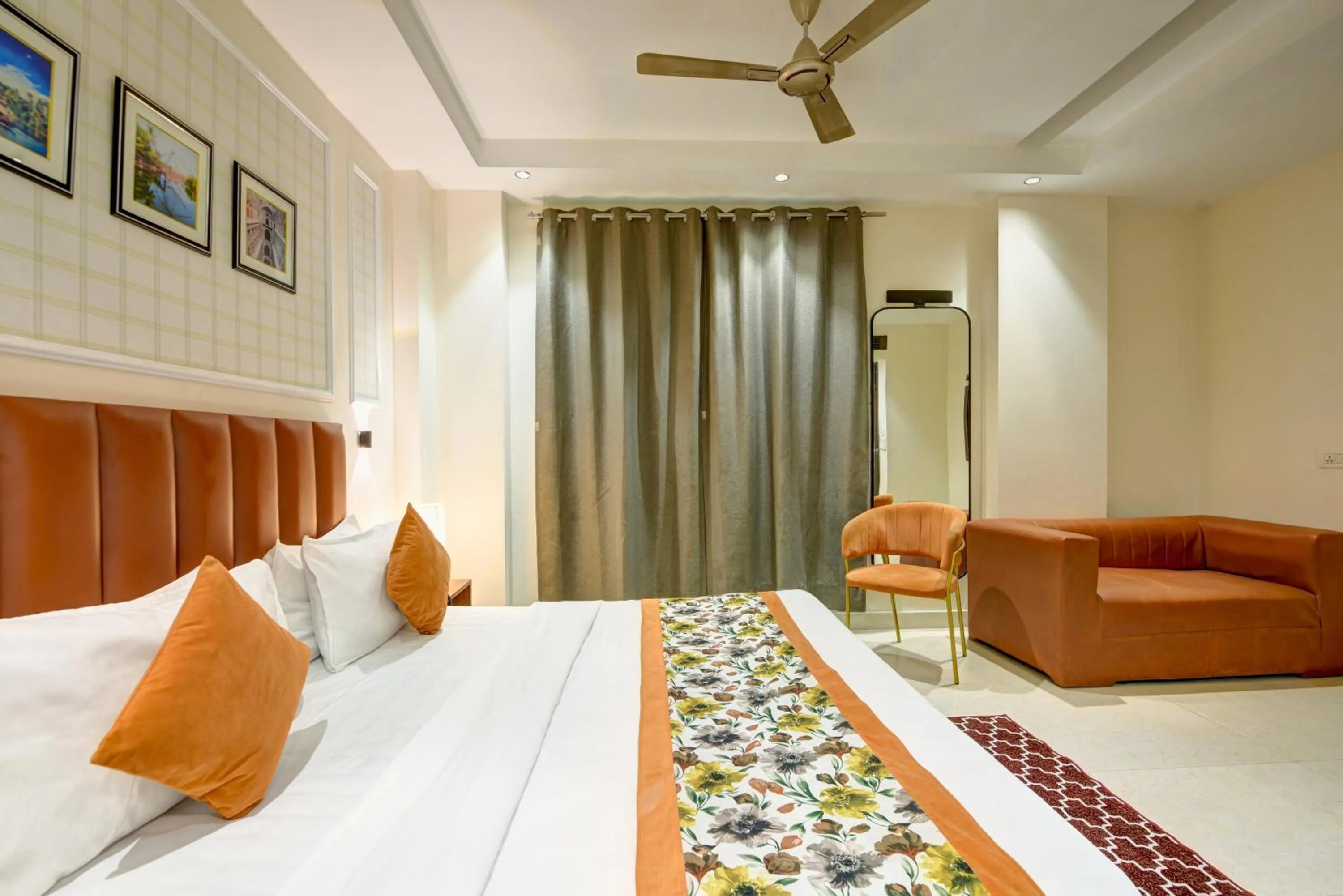 Bed in Qotel Comfort AT Residency Kaushambi Anand Vihar