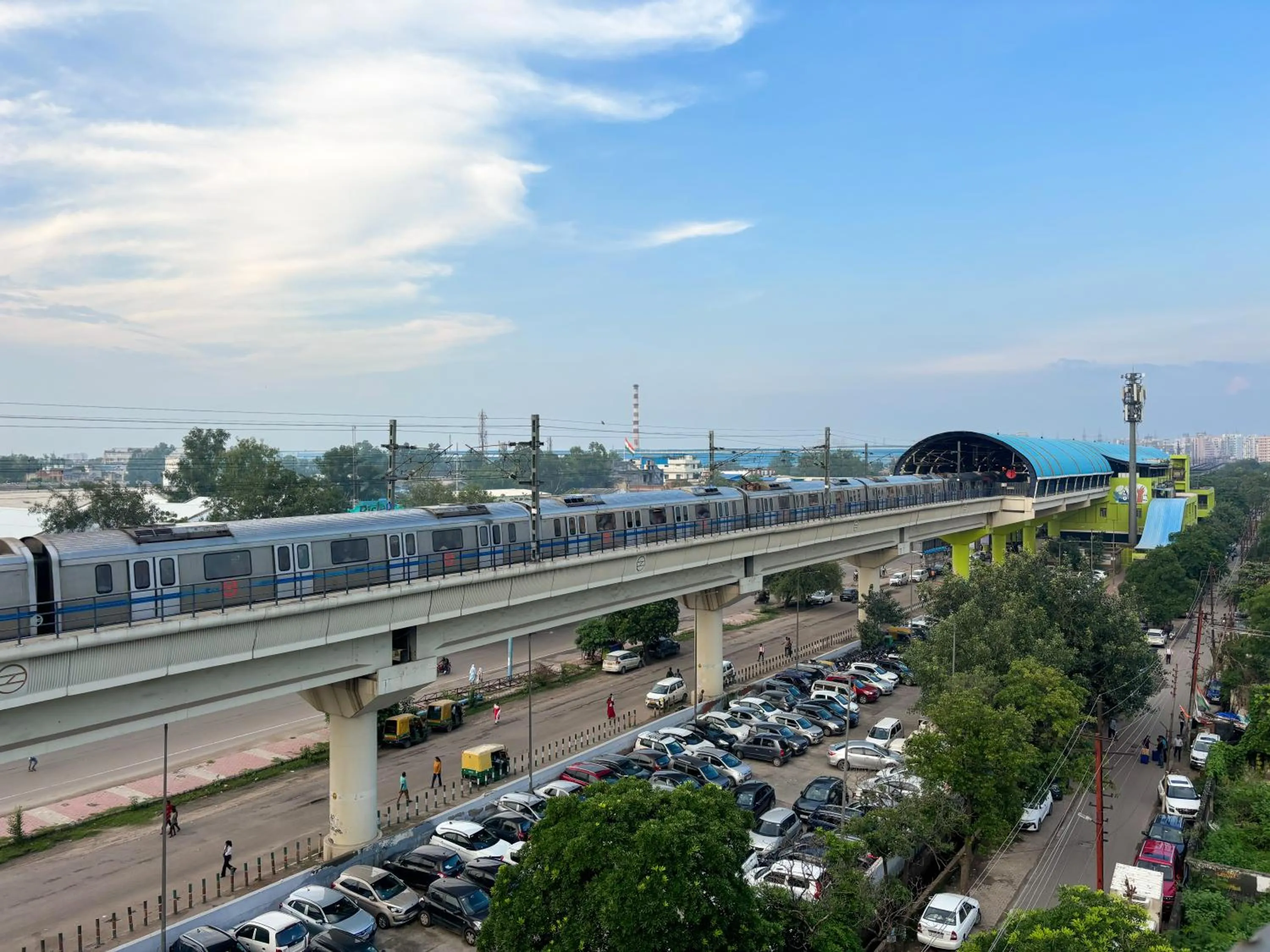 Day in Qotel Comfort AT Residency Kaushambi Anand Vihar