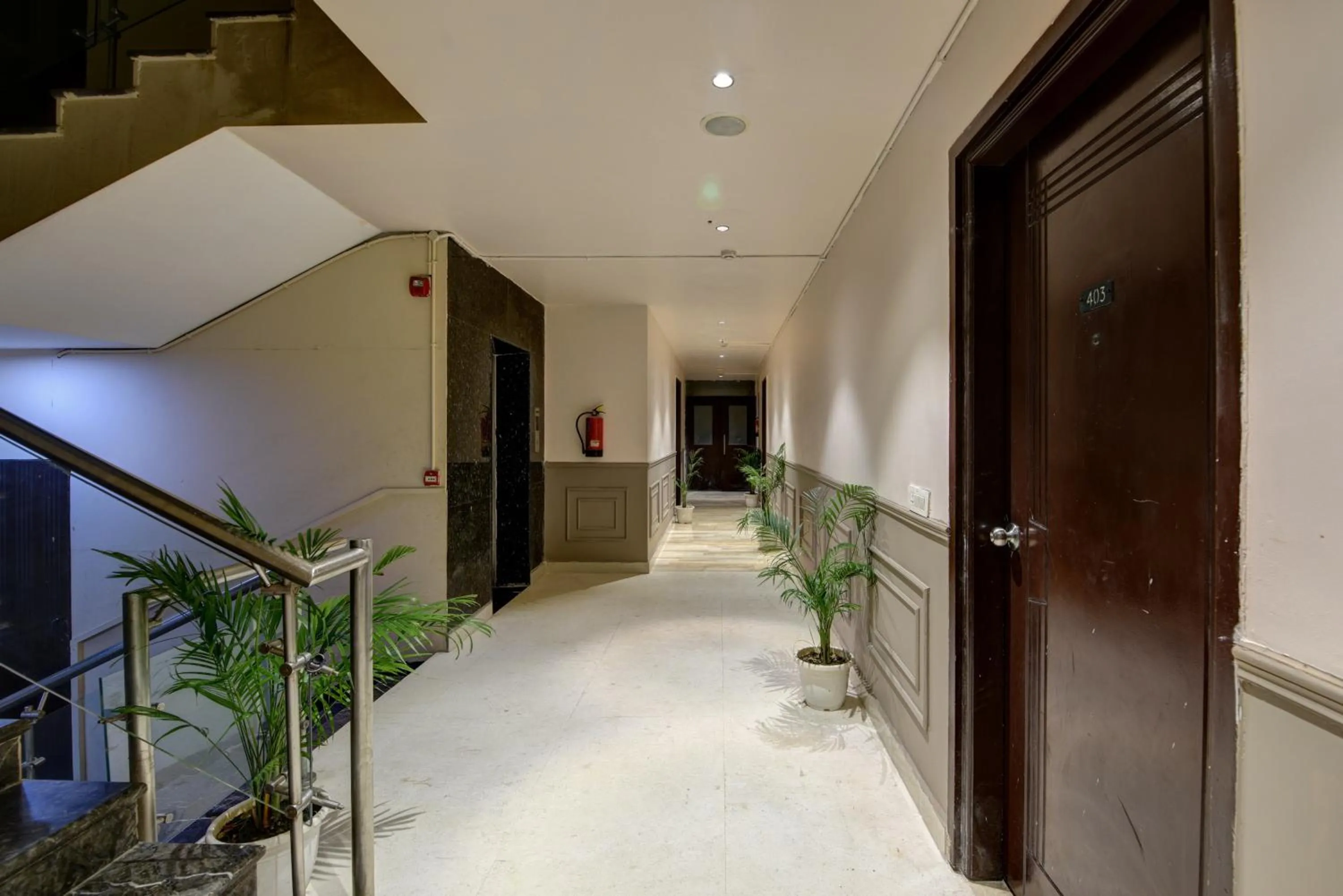 Lobby or reception in Qotel Comfort AT Residency Kaushambi Anand Vihar