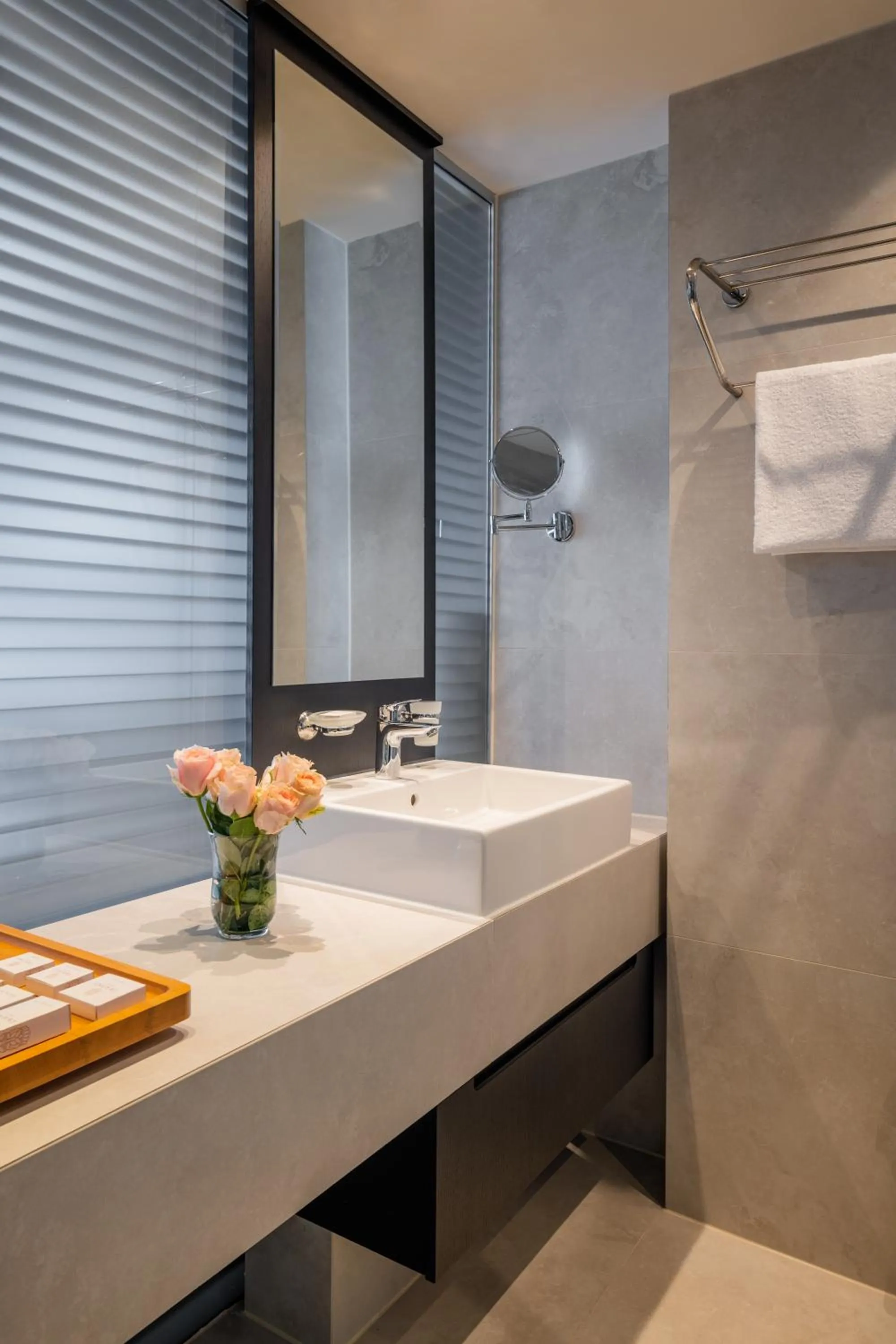 Bathroom in Derand Hotel