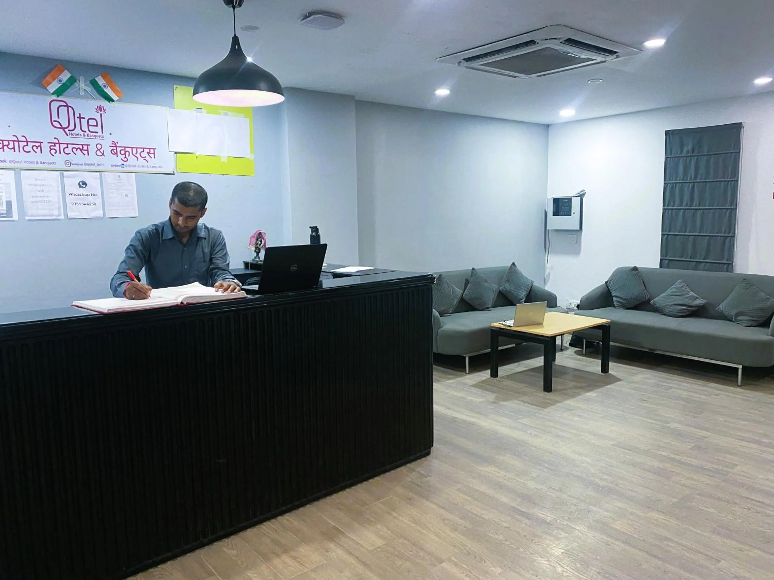 People in Qotel Comfort IP Residency East Delhi Preet Vihar