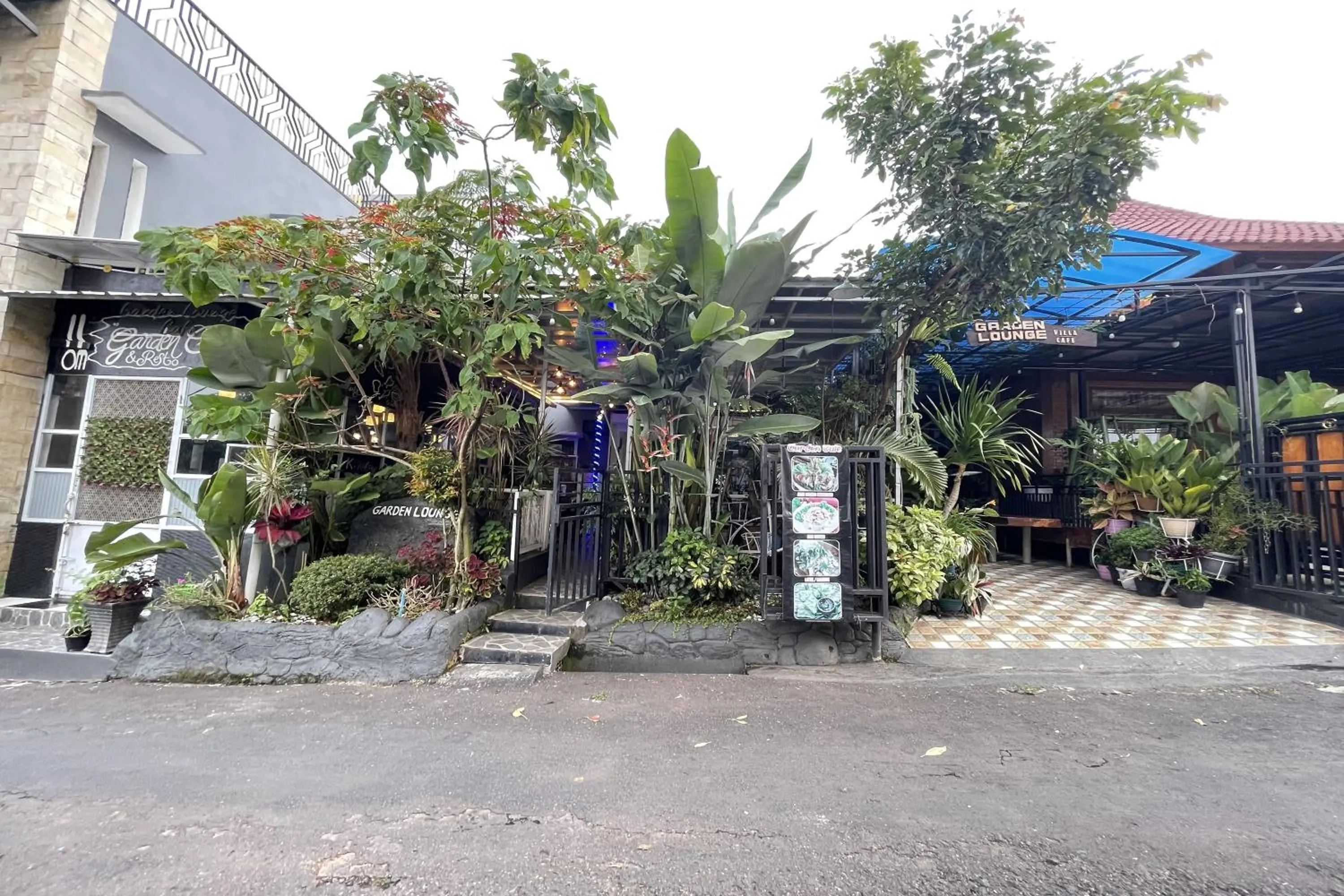 Property building in Garden Lounge Villa