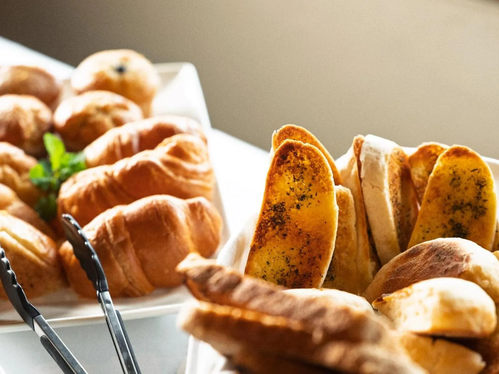 Food and drinks in Shekinah Lion & Game Lodge