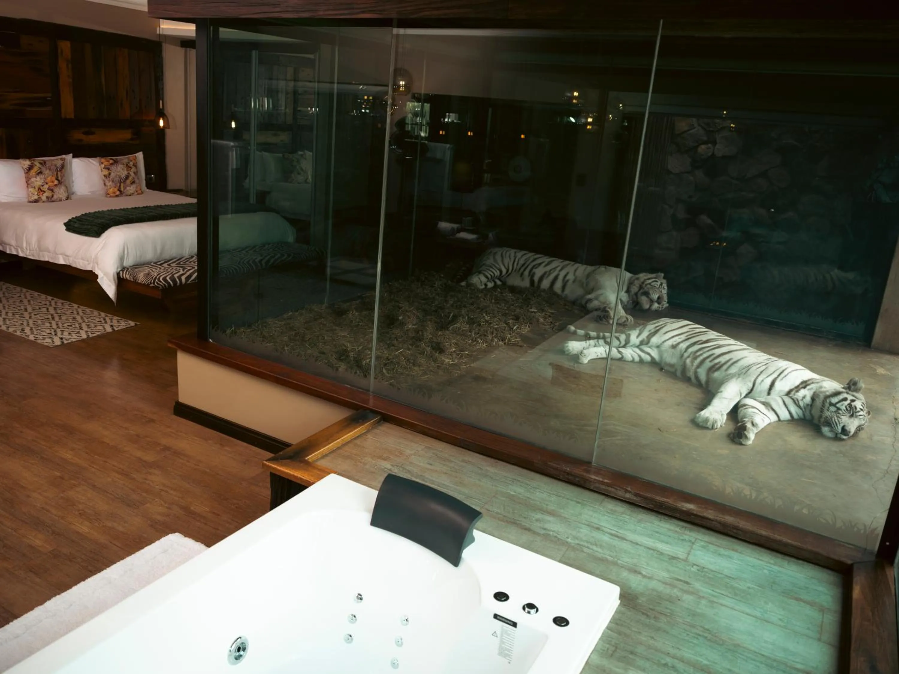 Bed in Shekinah Lion & Game Lodge