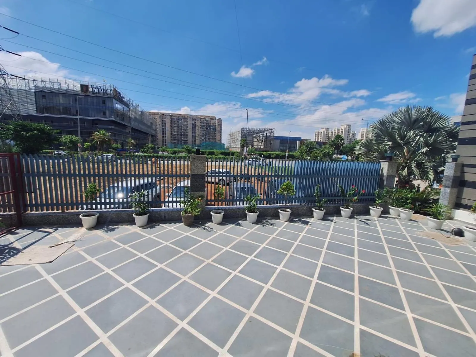 Parking in RR Galaxy