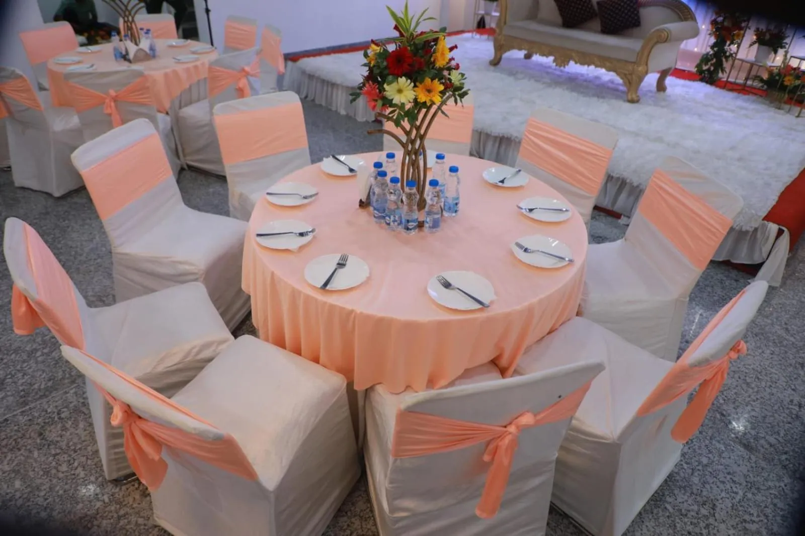 Banquet/Function facilities in RR Galaxy