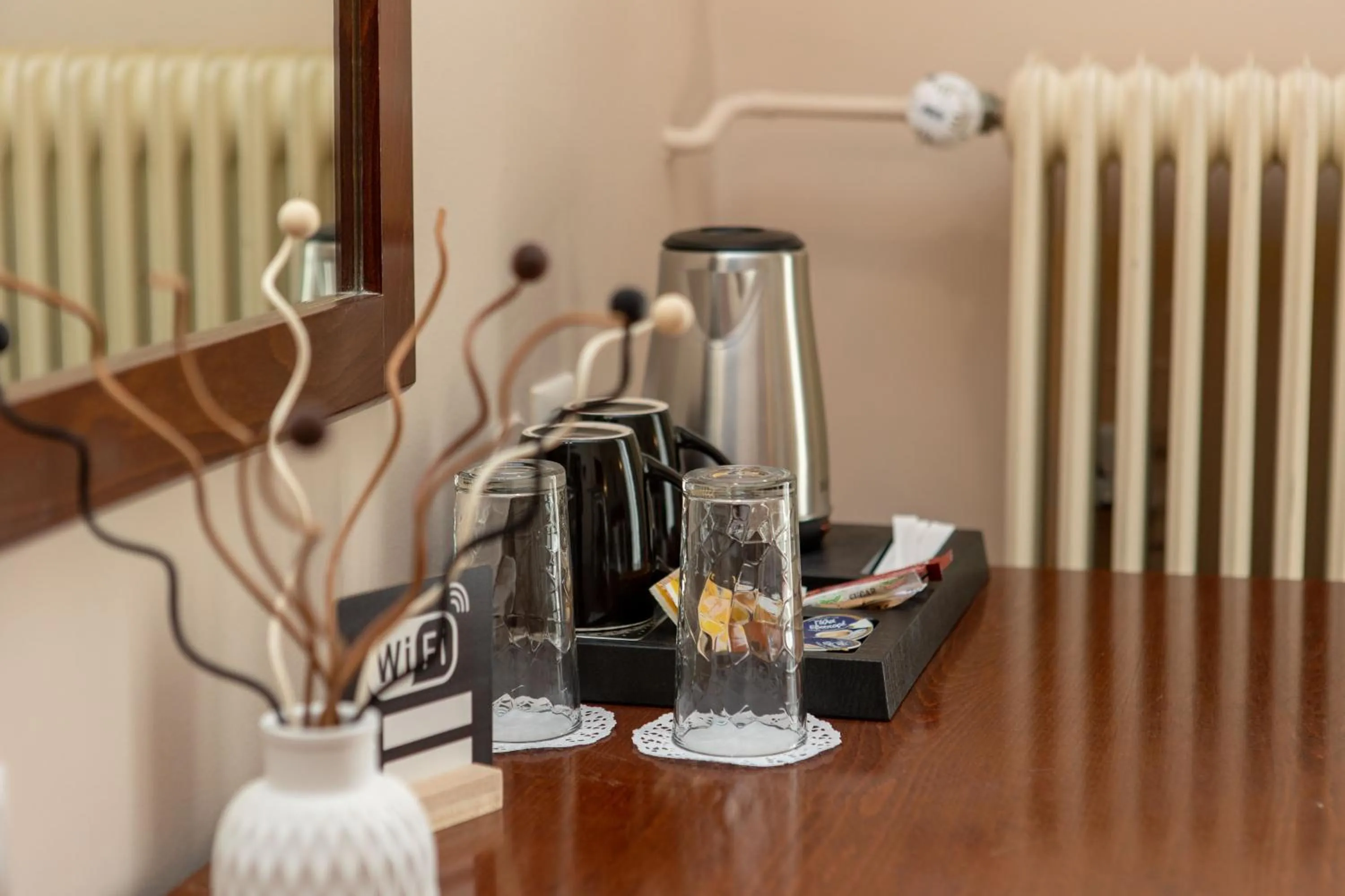 Coffee/tea facilities in Hotel Strimoniko