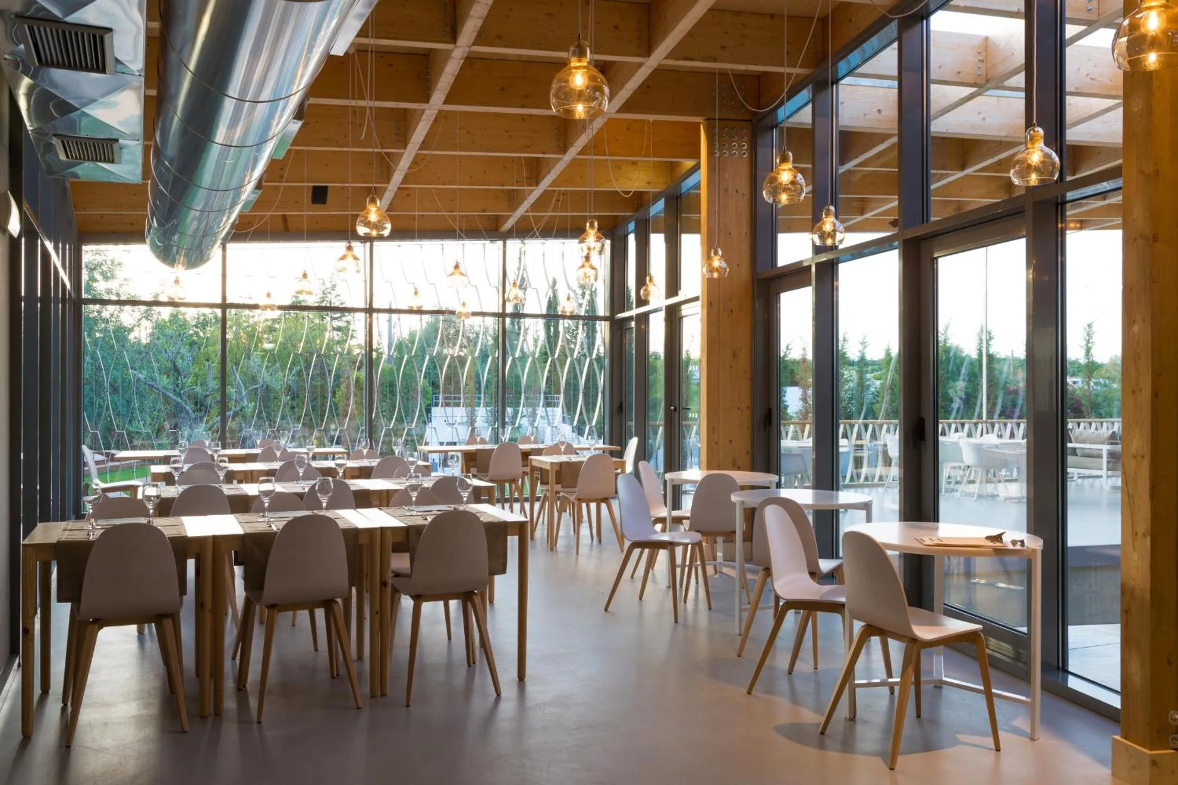 Restaurant/places to eat in OZADI Tavira Hotel