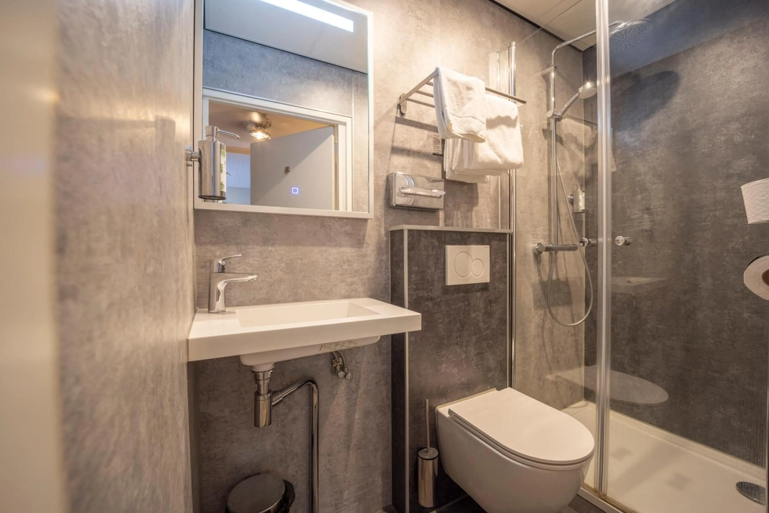 Bathroom in Fletcher Hotel-Restaurant de Korenbeurs