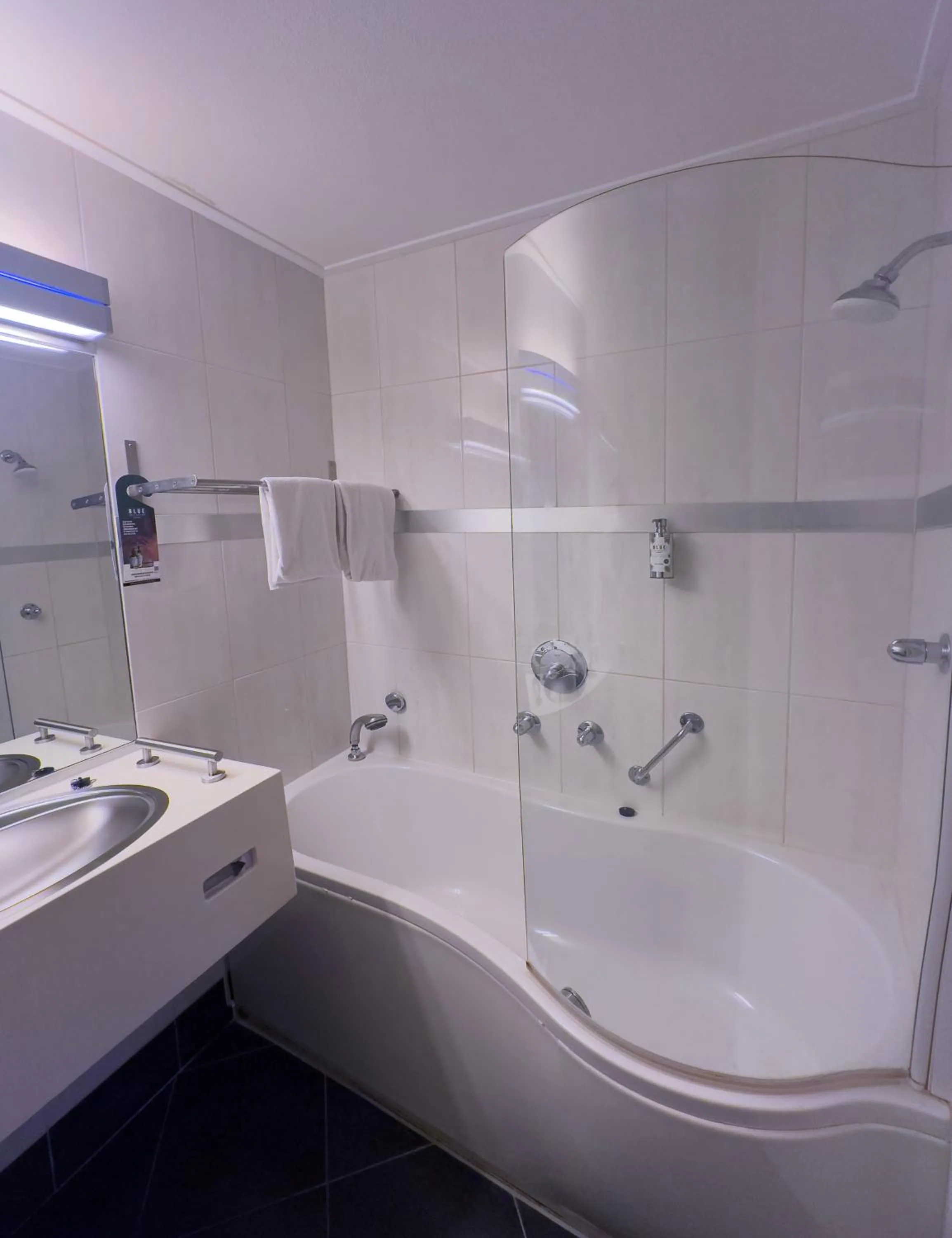 Bathroom in Fletcher Hotel-Restaurant de Korenbeurs