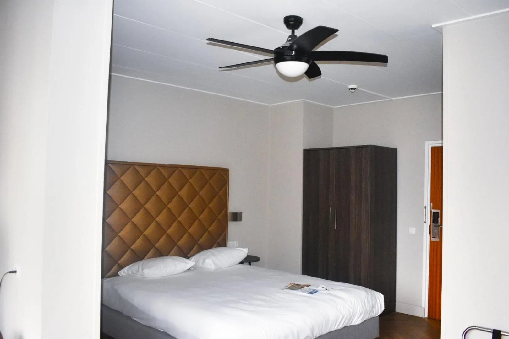 Bedroom, Bed in Fletcher Hotel-Restaurant de Korenbeurs