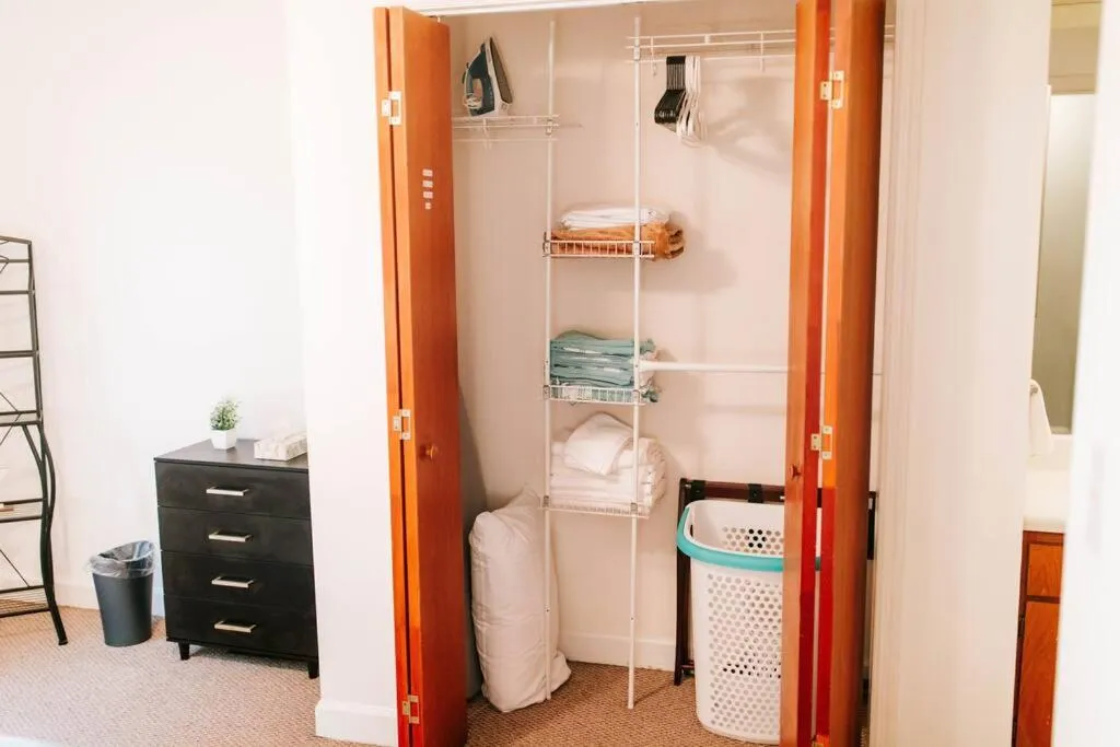 Cozy 3-Bed Athens Getaway, Right Near UGA!