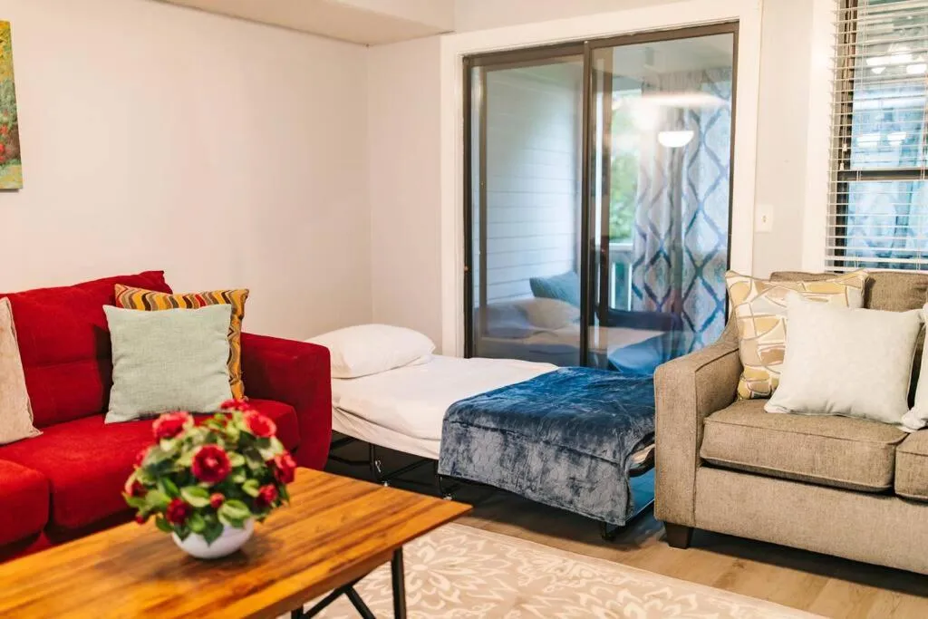 Cozy 3-Bed Athens Getaway, Right Near UGA!