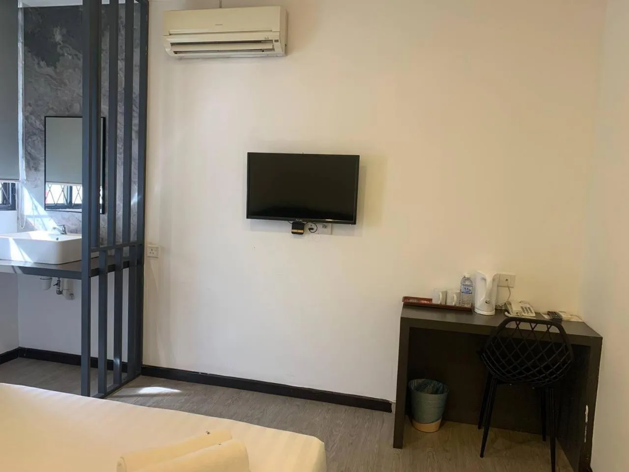 Bed in The Daily Hotel