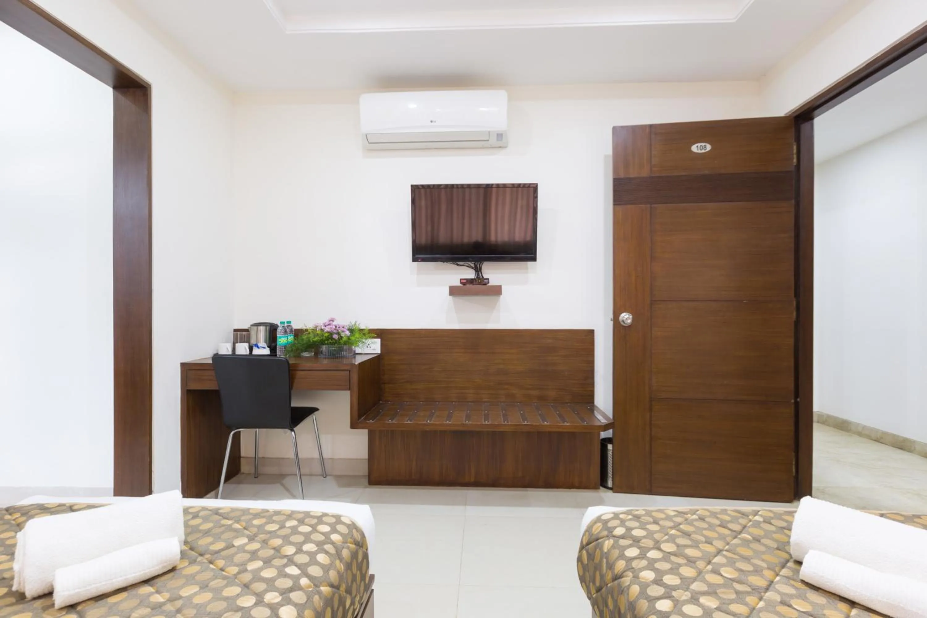 TV and multimedia, Bed in Sanctum Suites BEL Road Bangalore