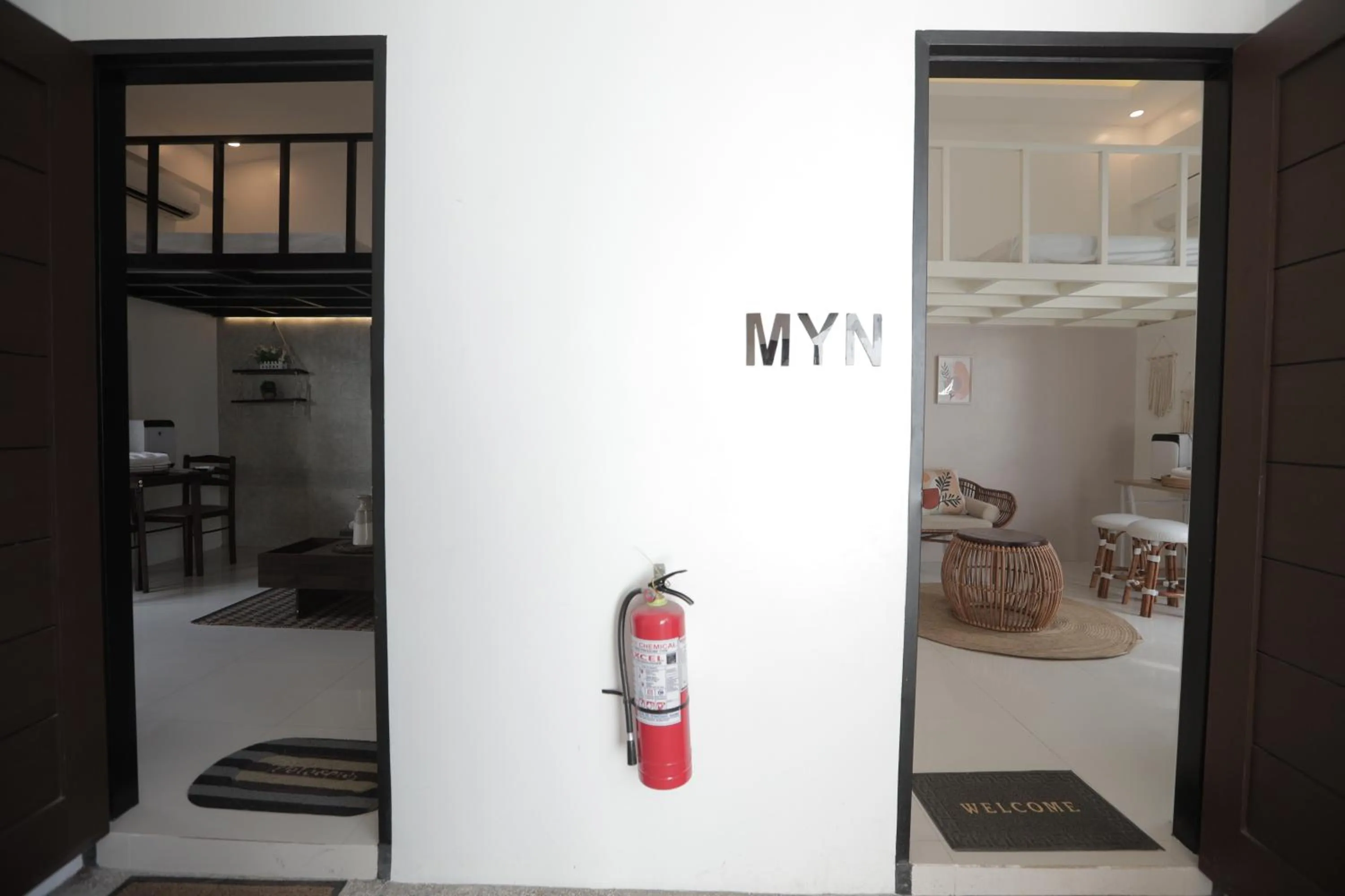 Text overlay in Tierra Javier