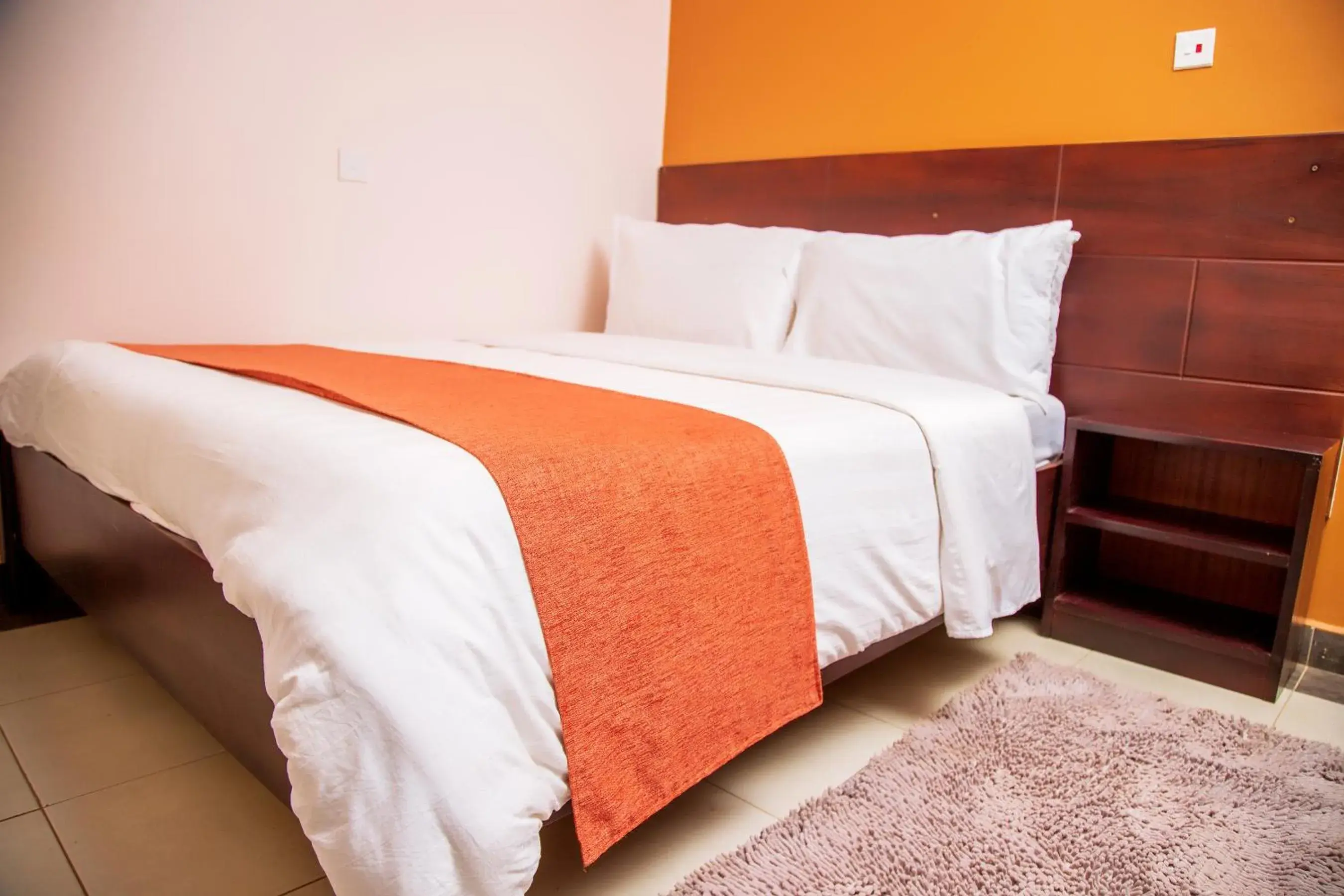 Deluxe Room - single occupancy in Blue Berries Hotel Deluxe Room - single occupancy in Blue Berries Hotel