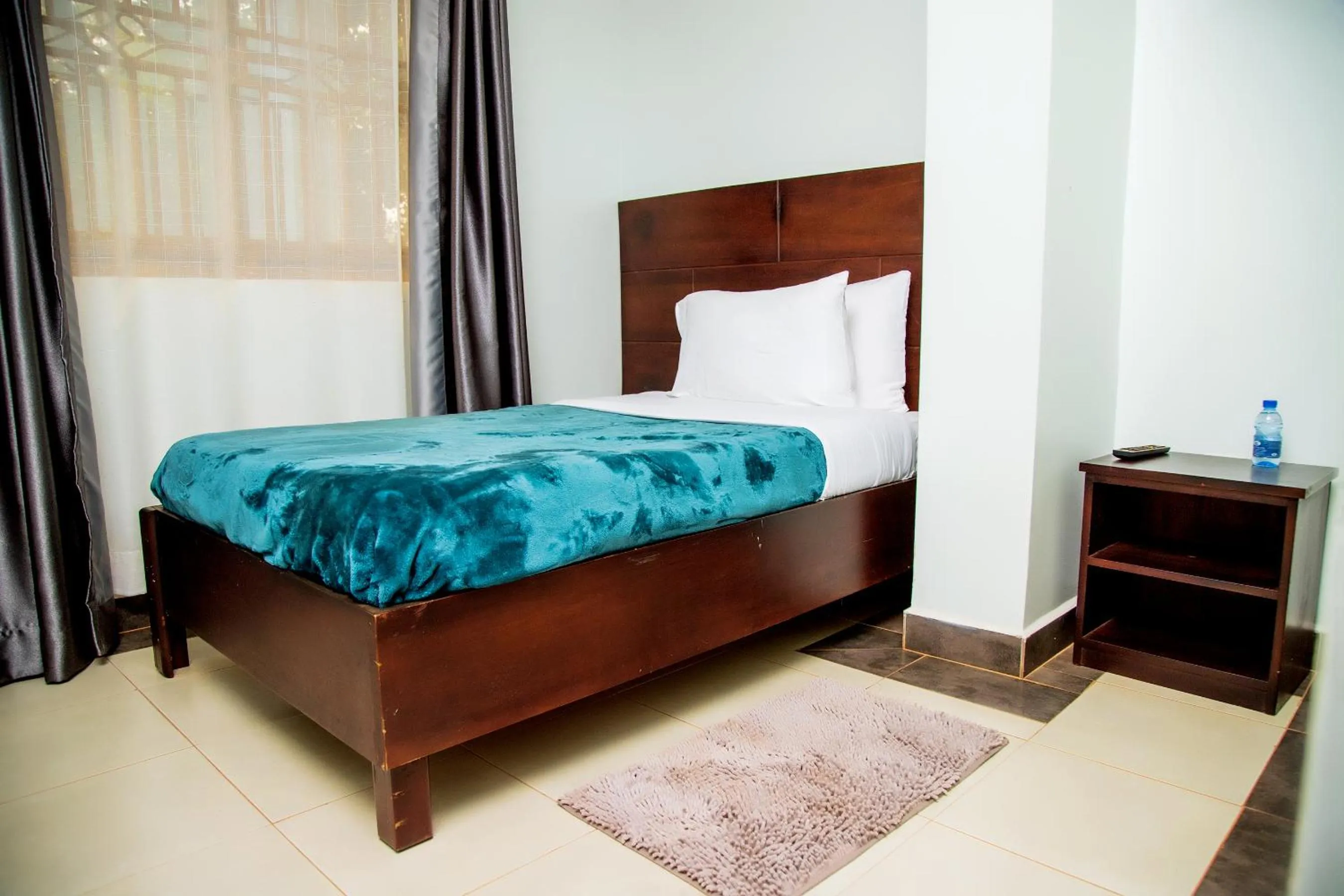 Bed in Blue Berries Hotel