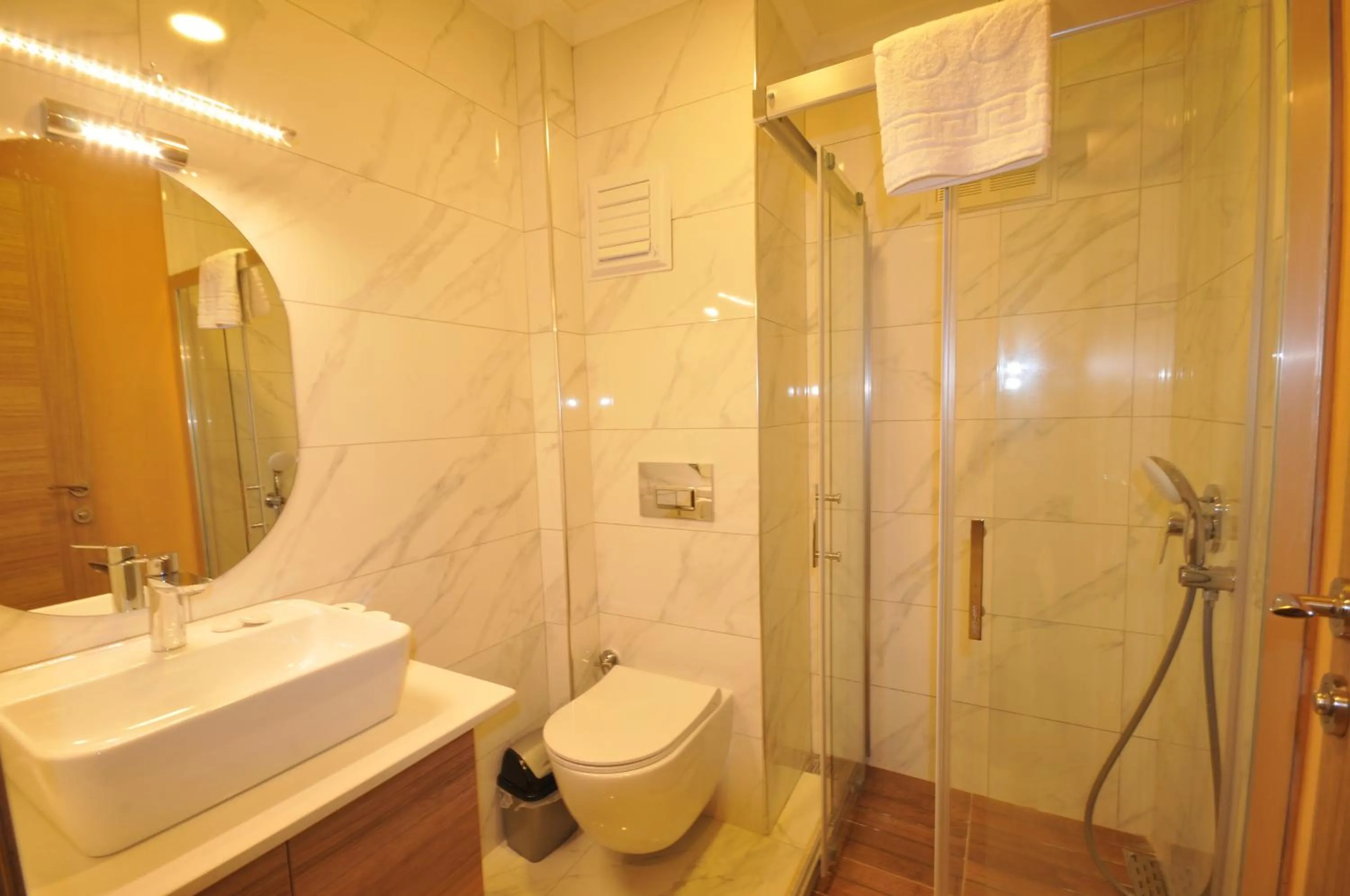 Bathroom in Isla Apart