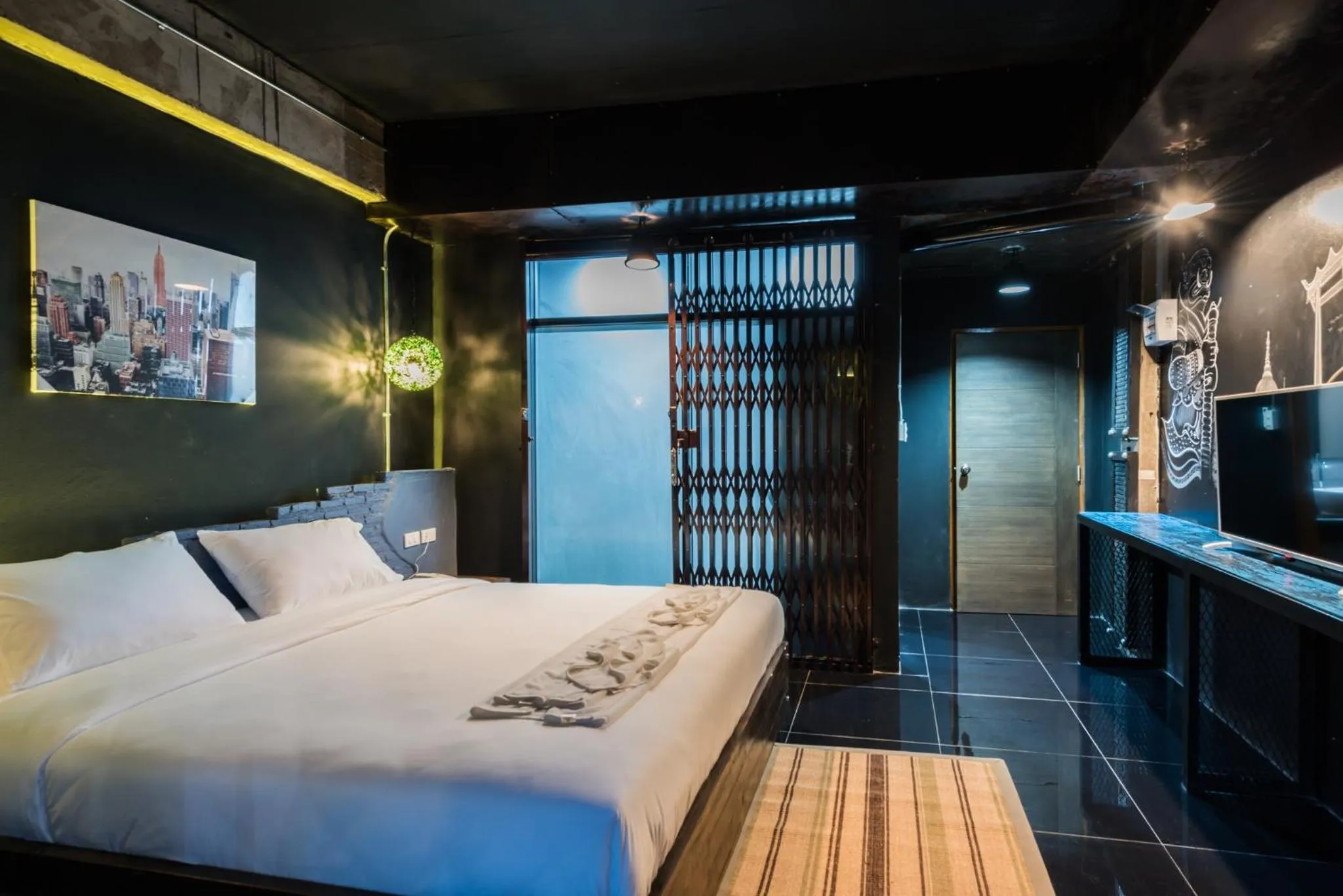 Bed in Nine blue residence