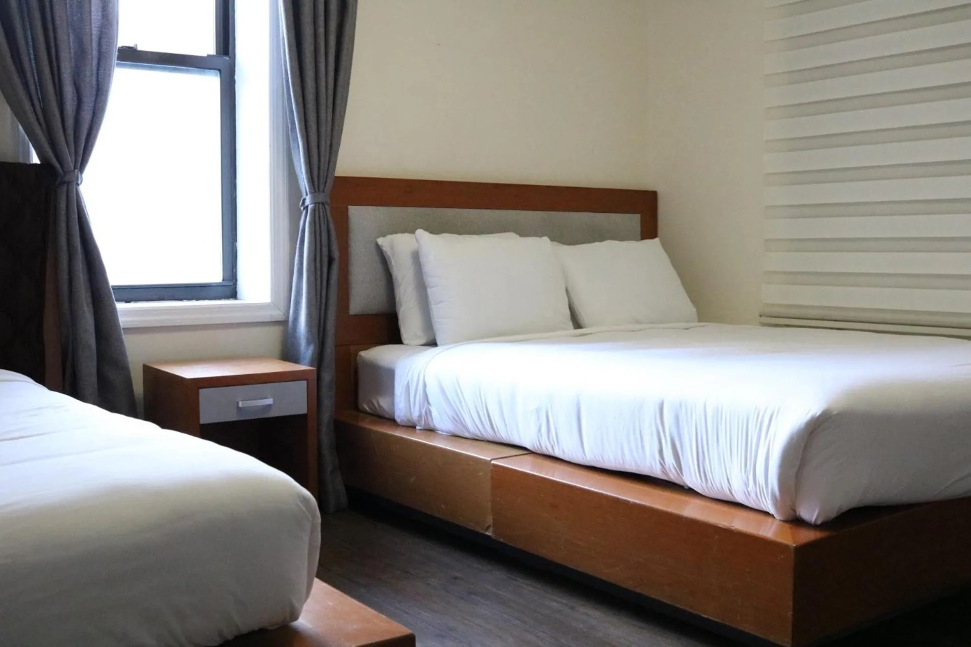 Bed in Midtown West Hotel