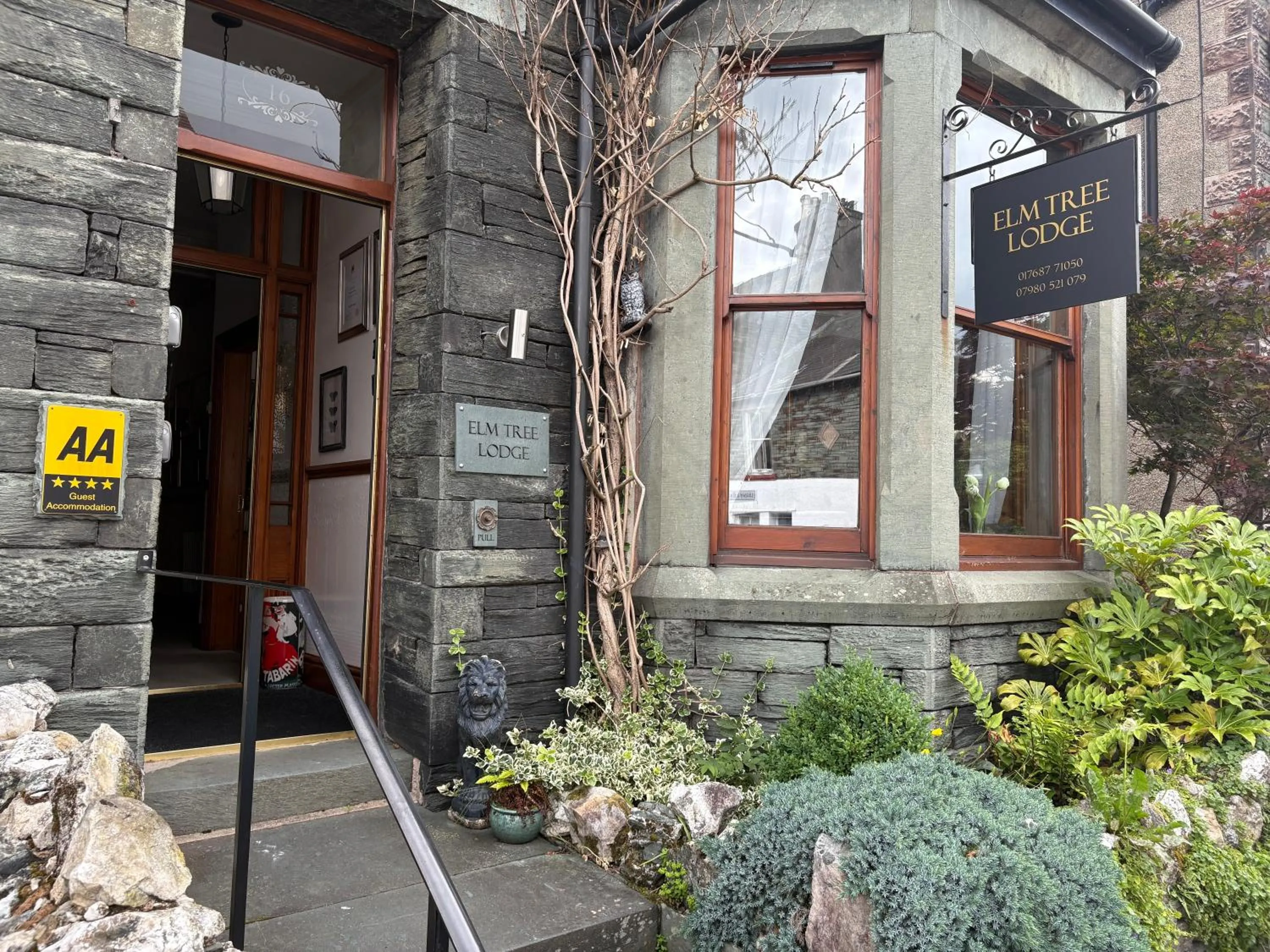 Property building in Elm Tree Lodge