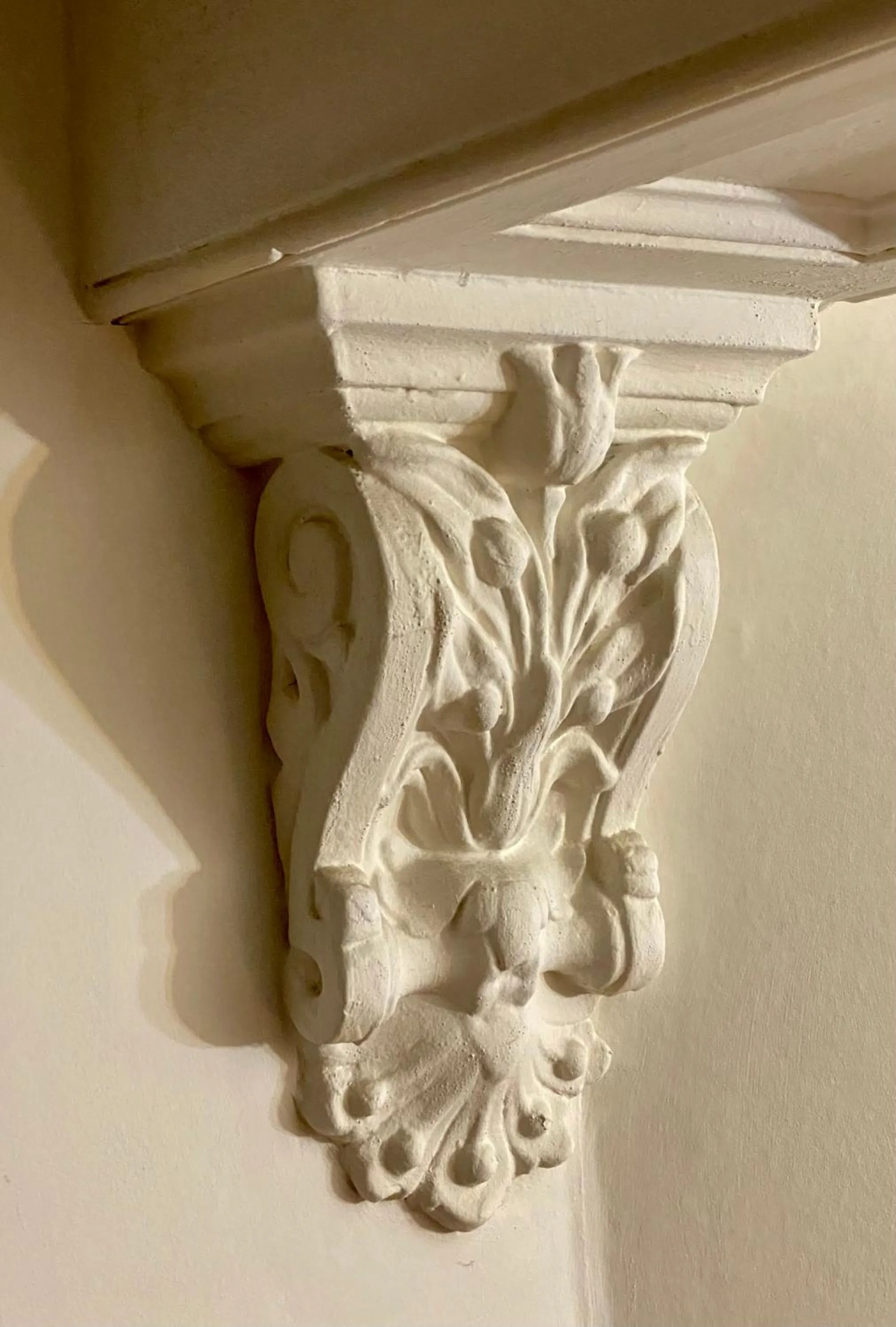 Decorative detail in Elm Tree Lodge
