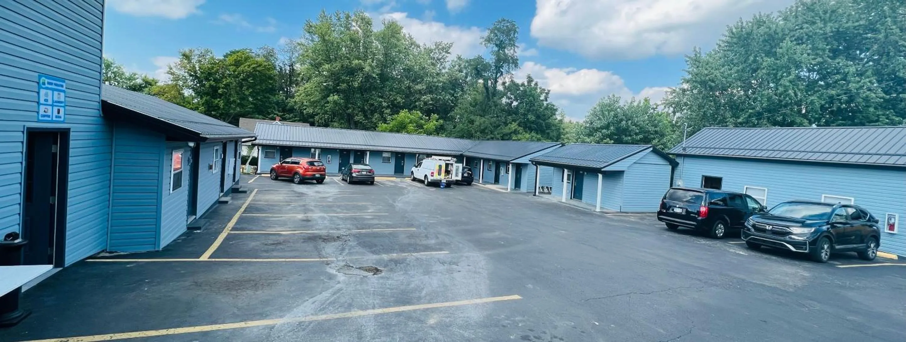 Hillsboro Inn & Suites