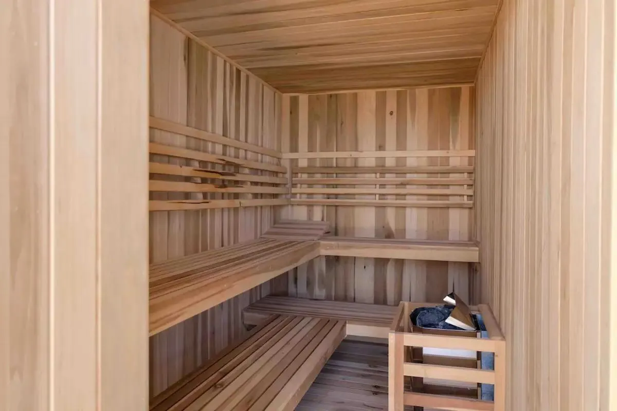 Sauna in Stayon5a Av penthouse with PrivatePool