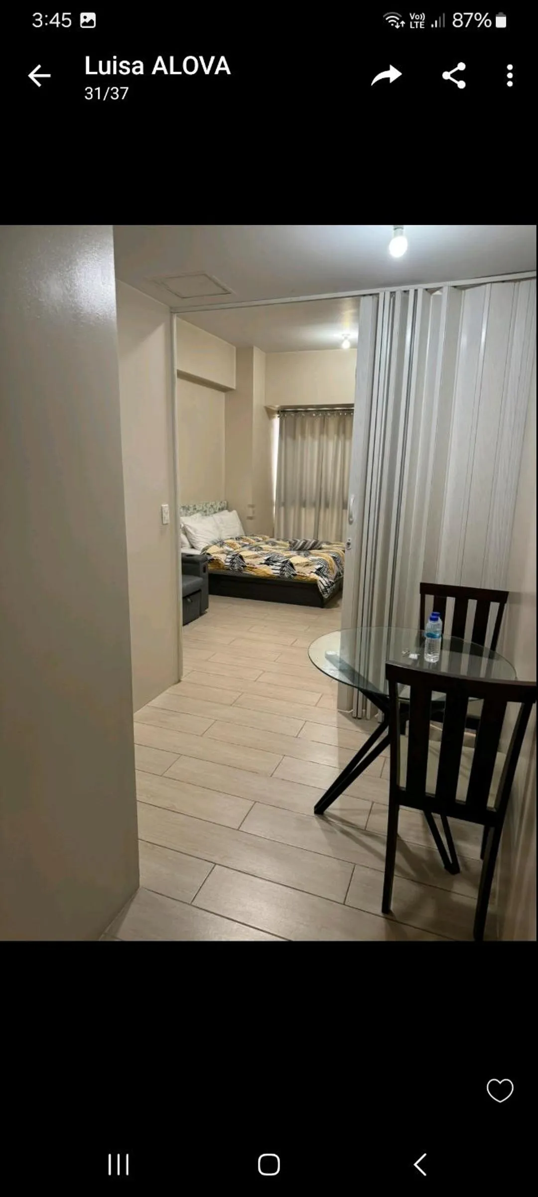 Bed in Henry's Newport Deluxe Condotel