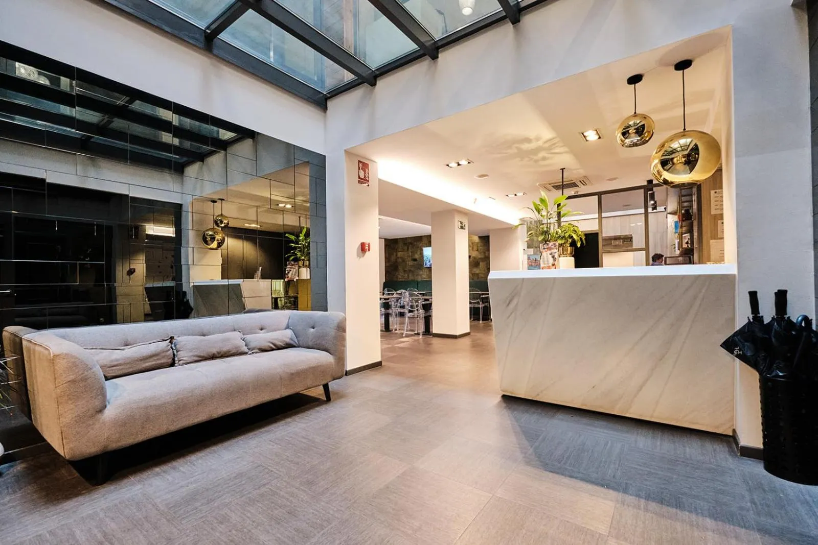 Lobby or reception in Hotel Lux Santiago